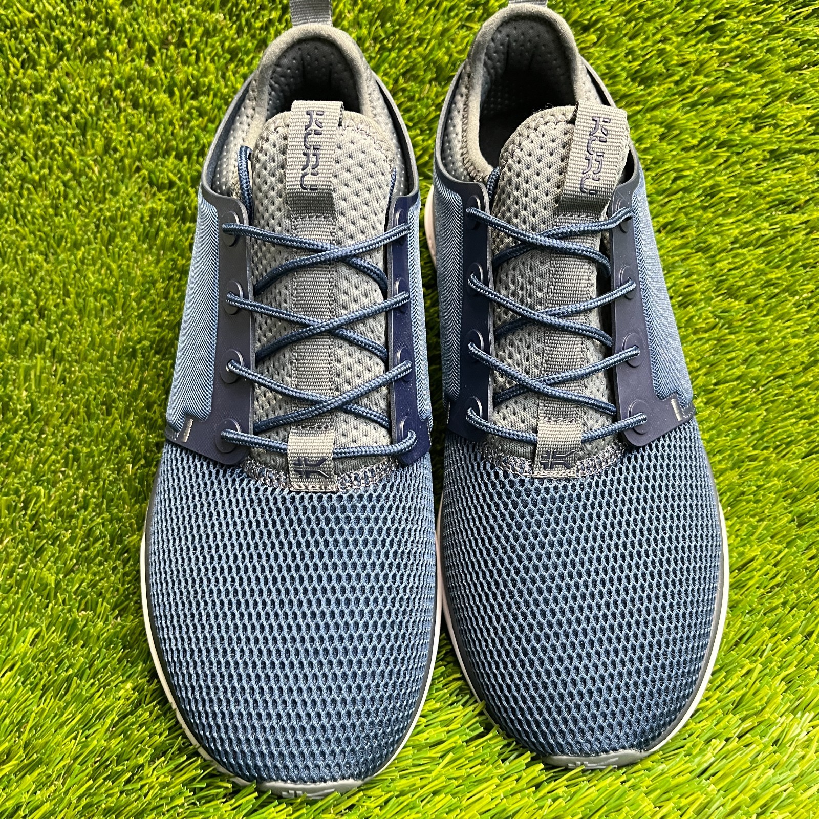 Kuru Atom Mens Size 9 Blue Gray White Athletic Running Walking Shoes Sneakers