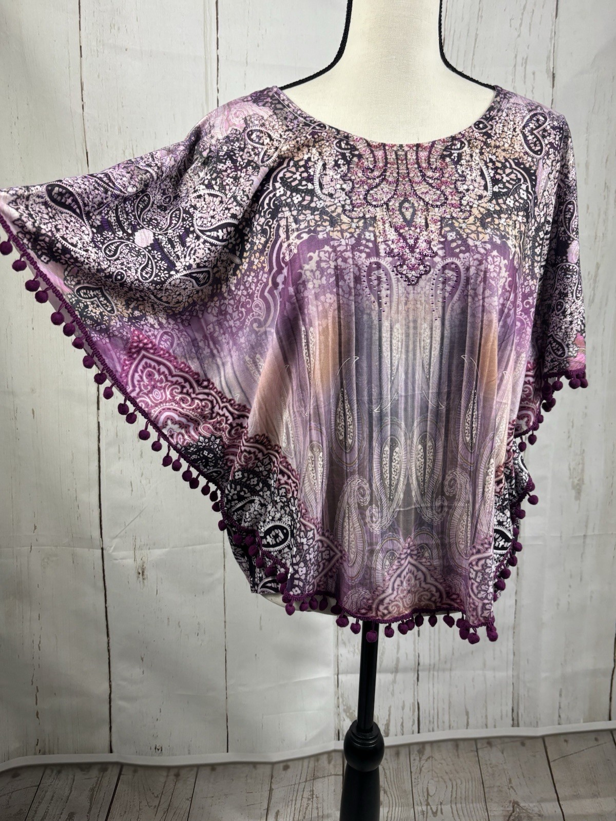 World Unity Pom Pom Purple Blouse Top Rhinestones Batwing Sleeve Sz M