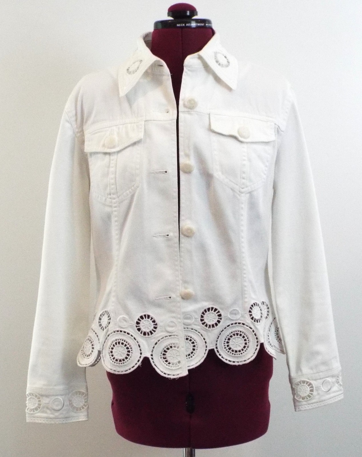 Very Vera Jacket – 97% Cotton 3% Spandex – Size PM – Pre Owned – Excellent