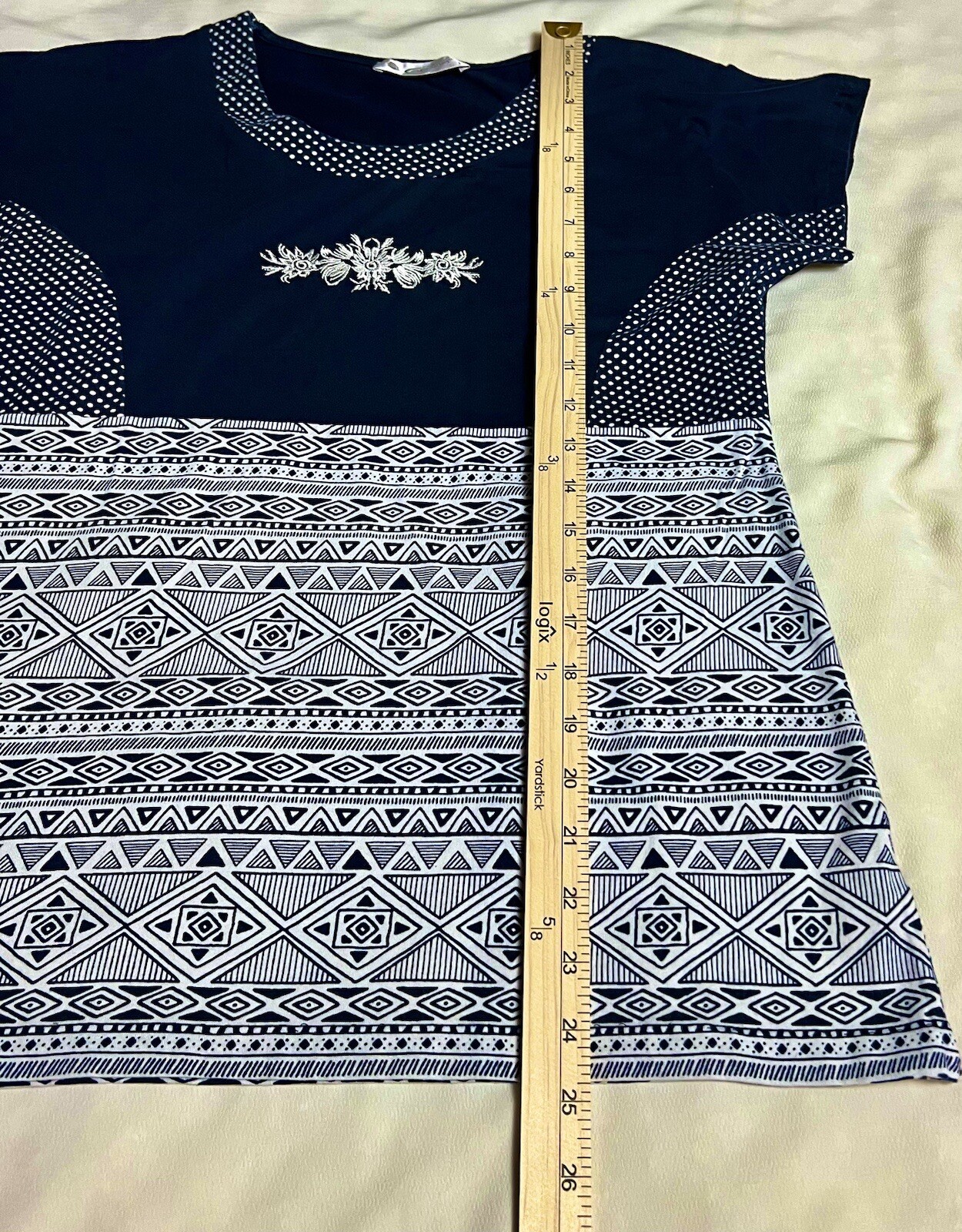 Cocoon Women’s S Sleeve Embroidered Geometric Graphic Print T-Shirt Navy White L