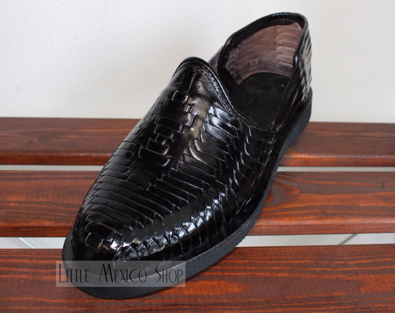 AUTHENTIC MENS HUARACHES, CLOSED TOE, LEATHER, MEXICAN SANDALS ALL COLORS