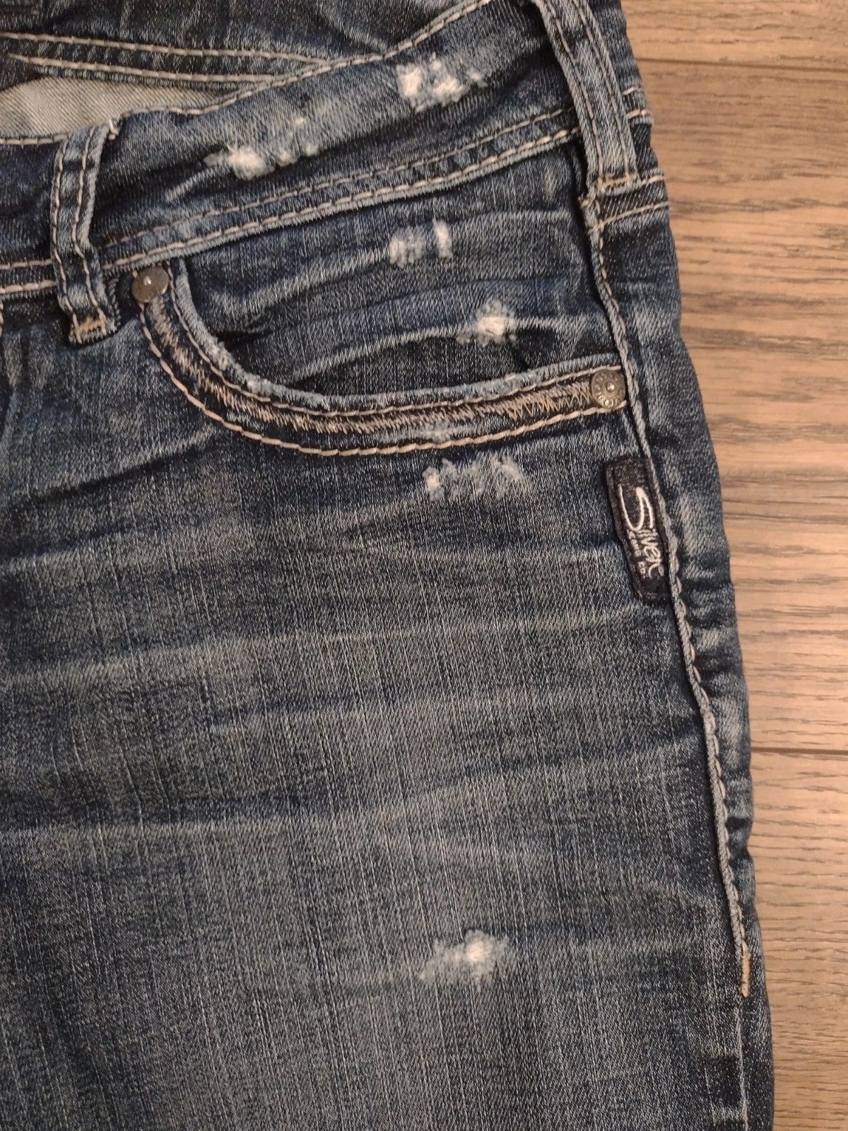 Silver Denim Jeans Women’s Suki Ankle Slim Size 29×27 Distressed Stretch
