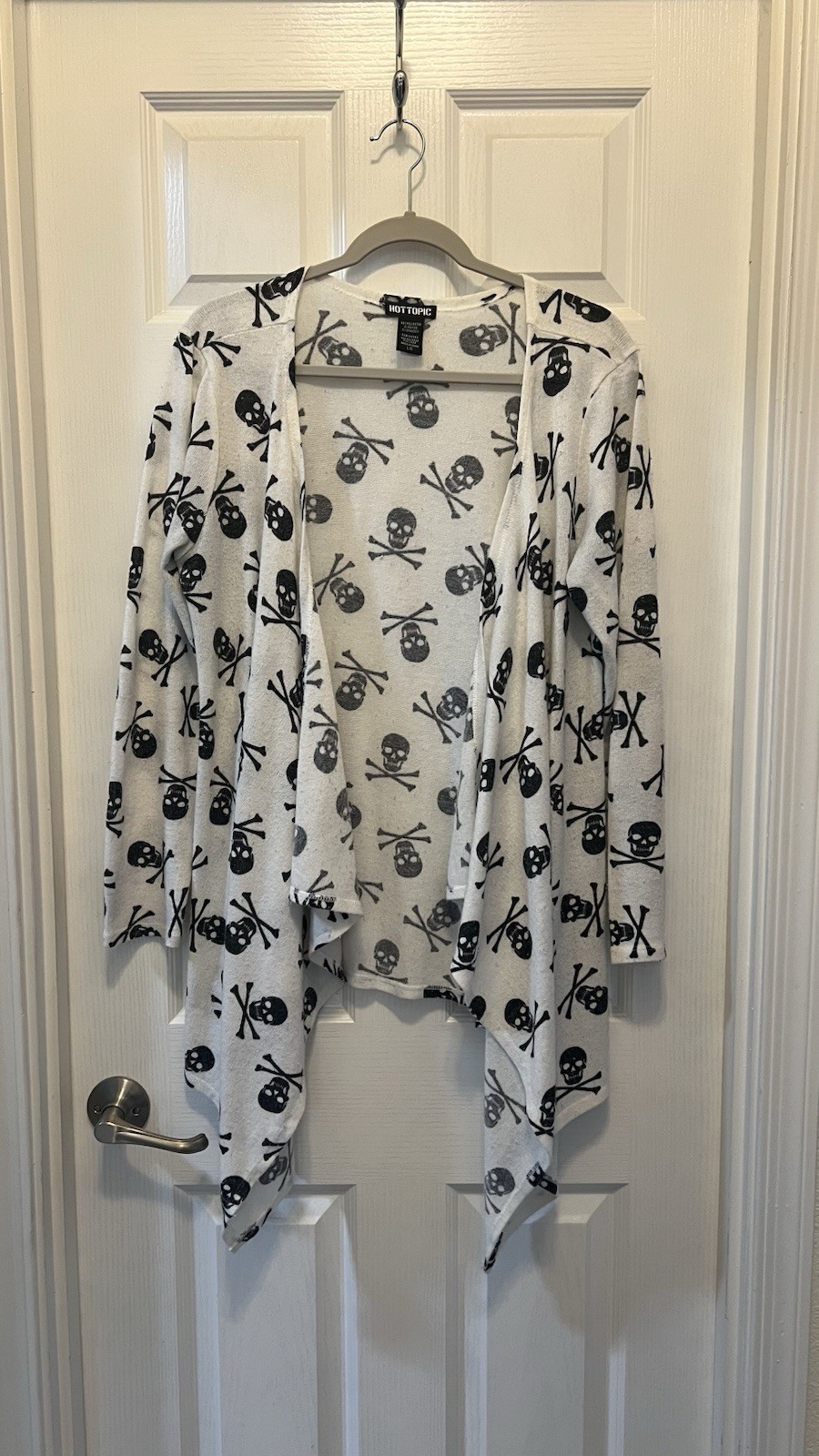 Hot Topic Women Jolly Roger Open Front Drape Sweater Size Large