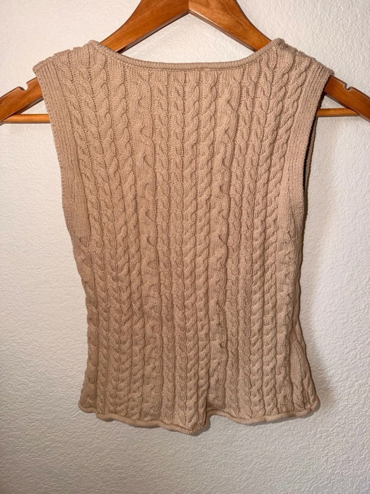 INDUSTRY Taupe Cable-Knit Button-Front Sleeveless Vest