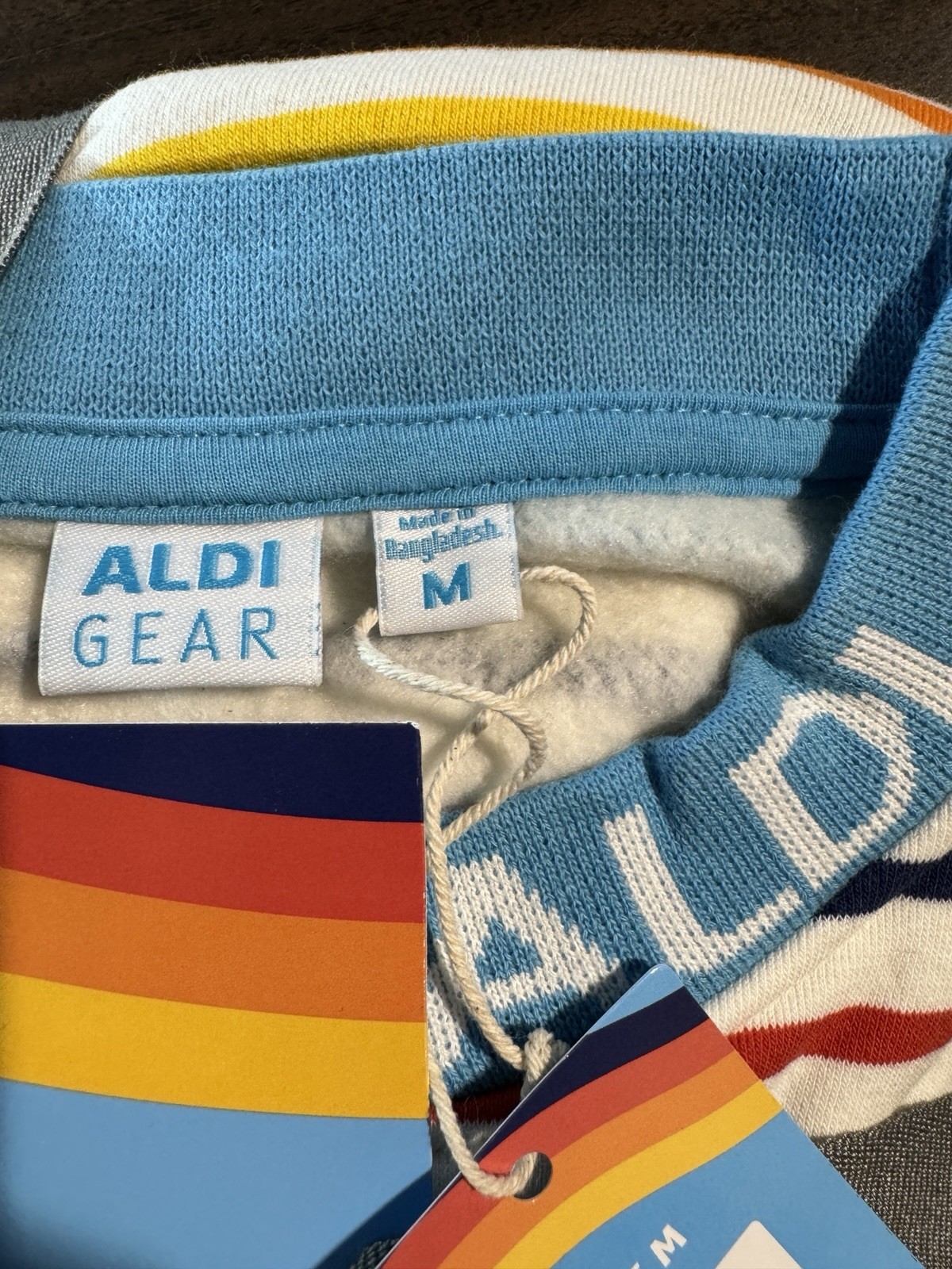 Size Medium Aldi Gear 2024 Womens Striped Pullover Sweatshirt Crewneck Spring