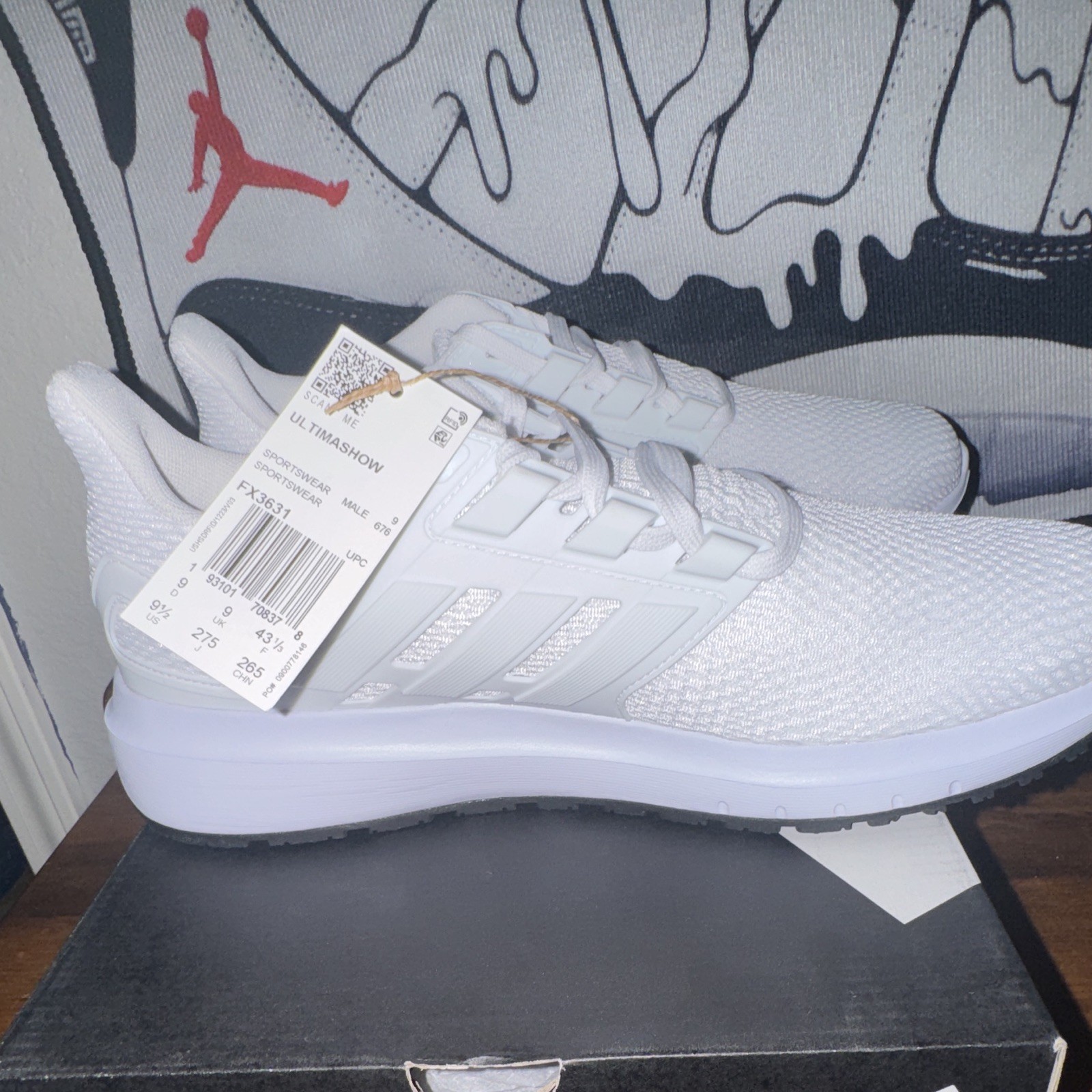 Adidas Ultimashow FX3631 Men’s Low Top Lace-Up Sneakers Cloud White/Grey 9.5M