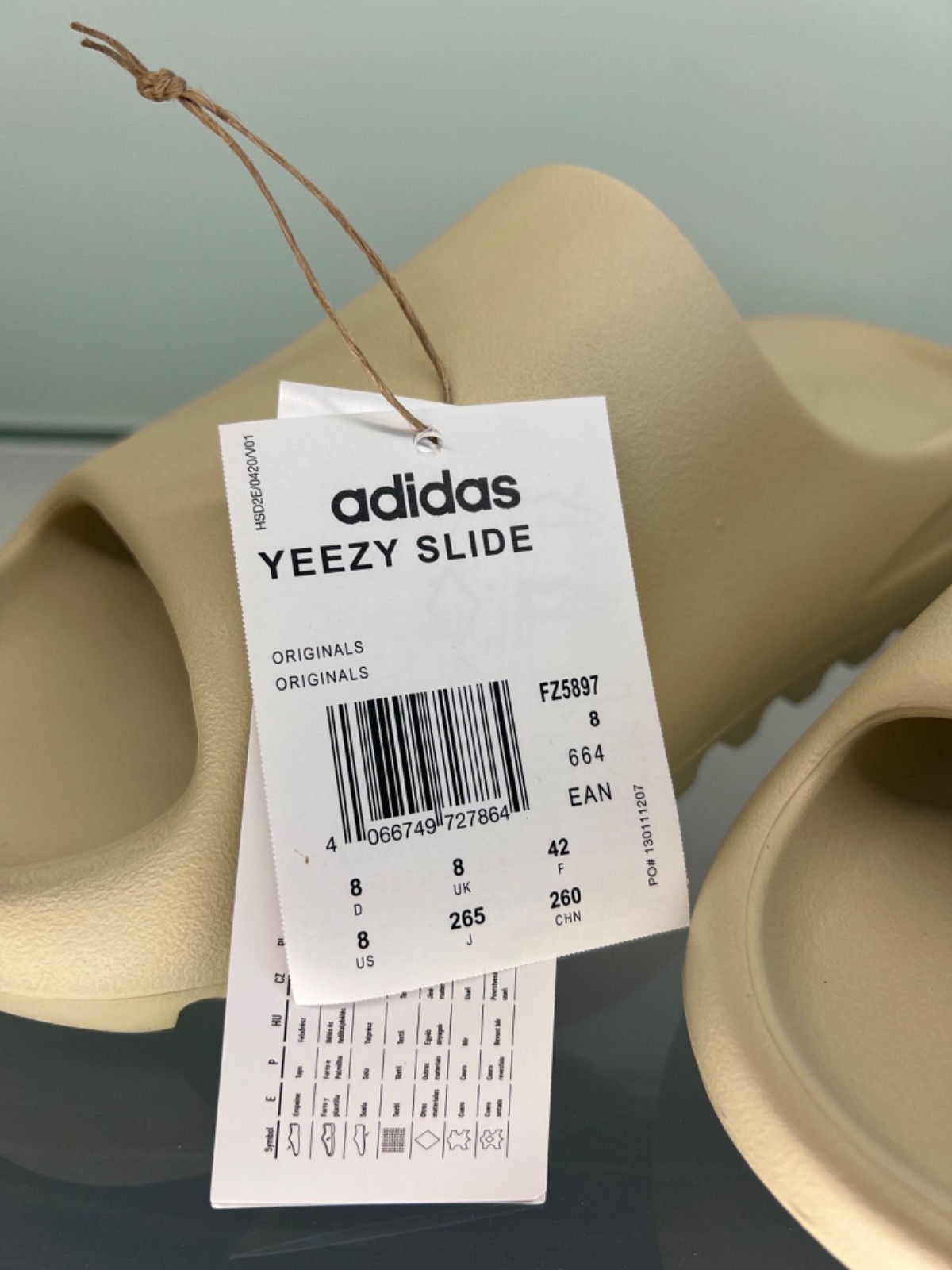 Adidas Yeezy Slide Bone FZ5897 Size 42 EU / US 8 – New With Box & Tags