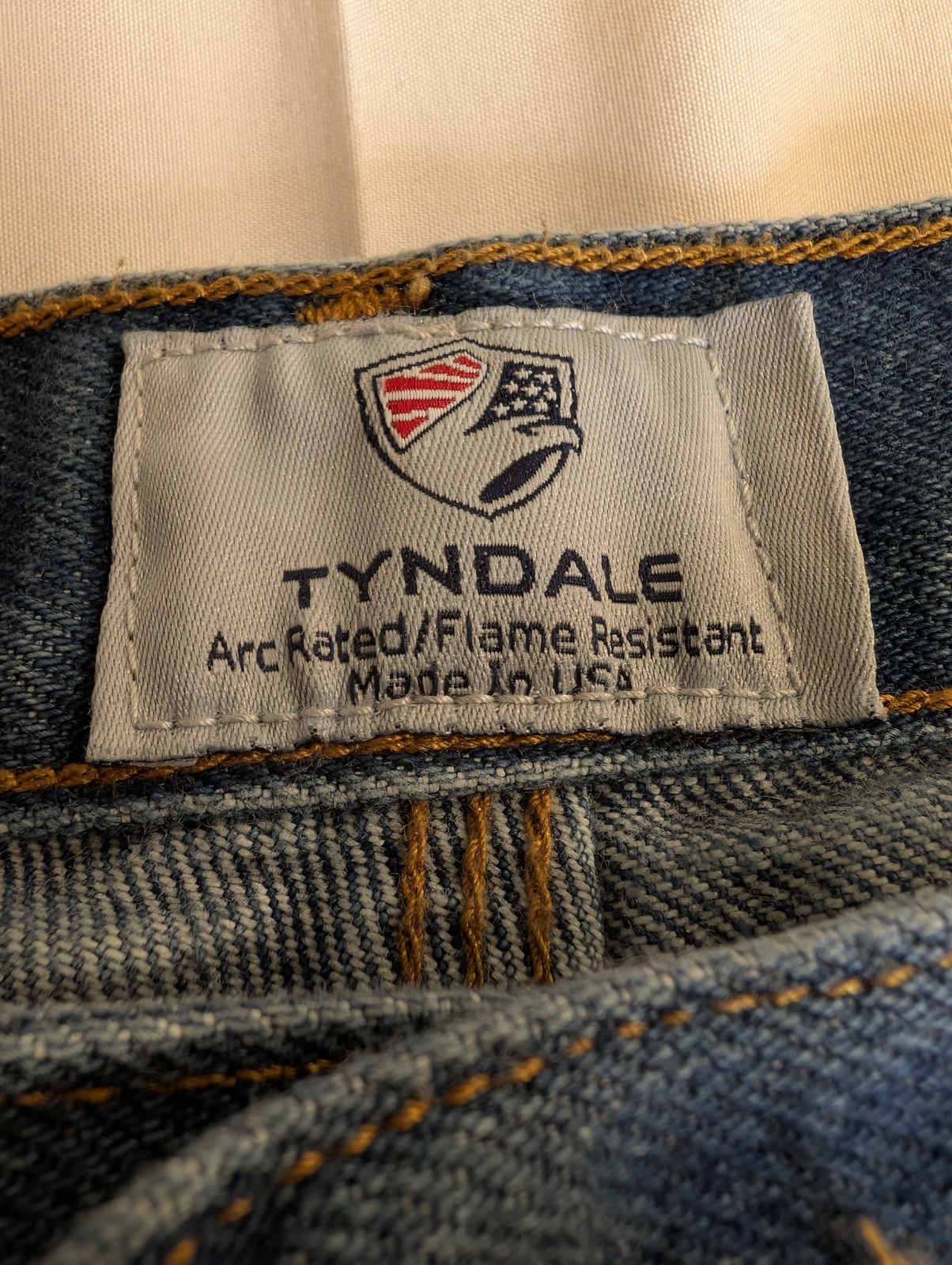 Tyndale FR Men’s Broken-In Relaxed Fit Blue Jeans F290T CAT 2 Denim 44 28 FRMC