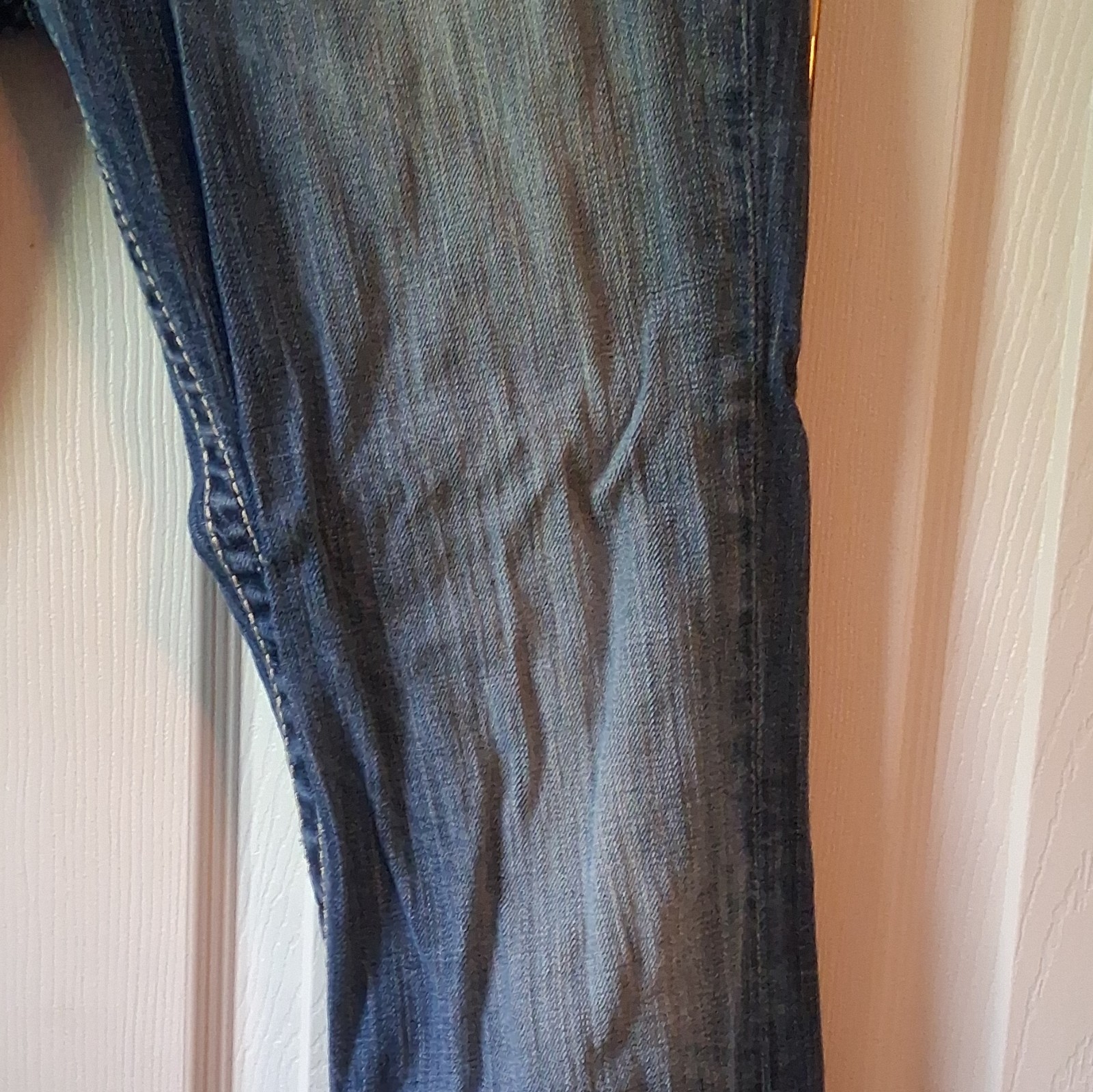 BKE Women’s Bootcut Jeans Blue Medium Wash Low Rise 5-Pocket Button Accents