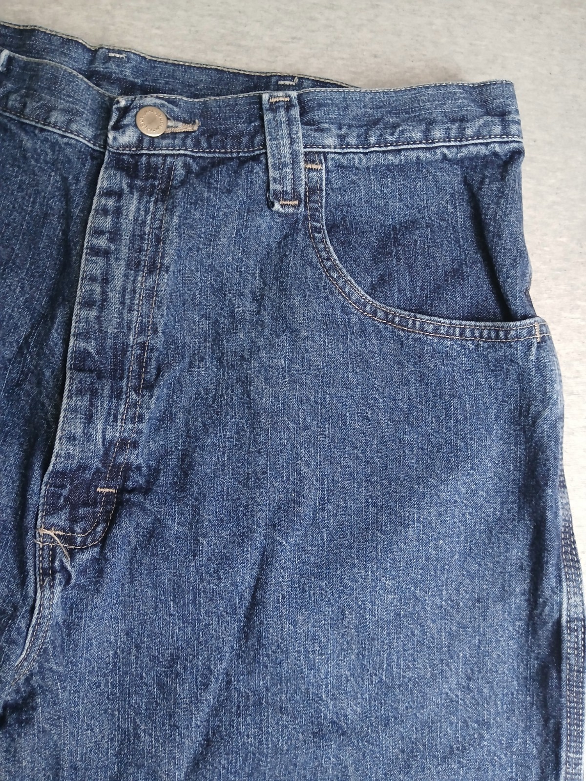 Wrangler Jean Shorts 36 Carpenter Hammer Loop Baggy Jorts 9″ Grunge Y2k