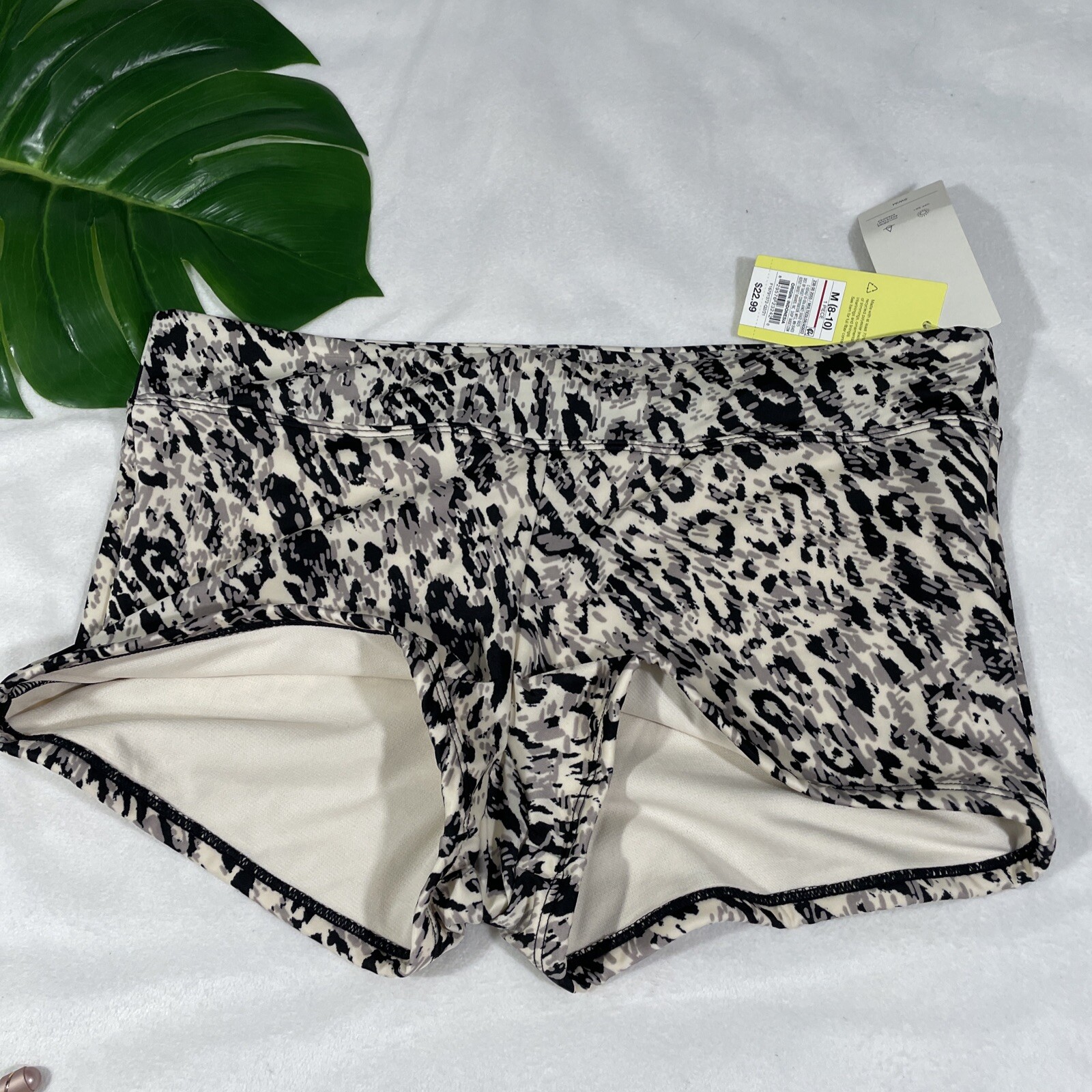 NWT $46 All in Motion [ Medium ] Strappy Bikini Top Boyshort Bottom Animal T451