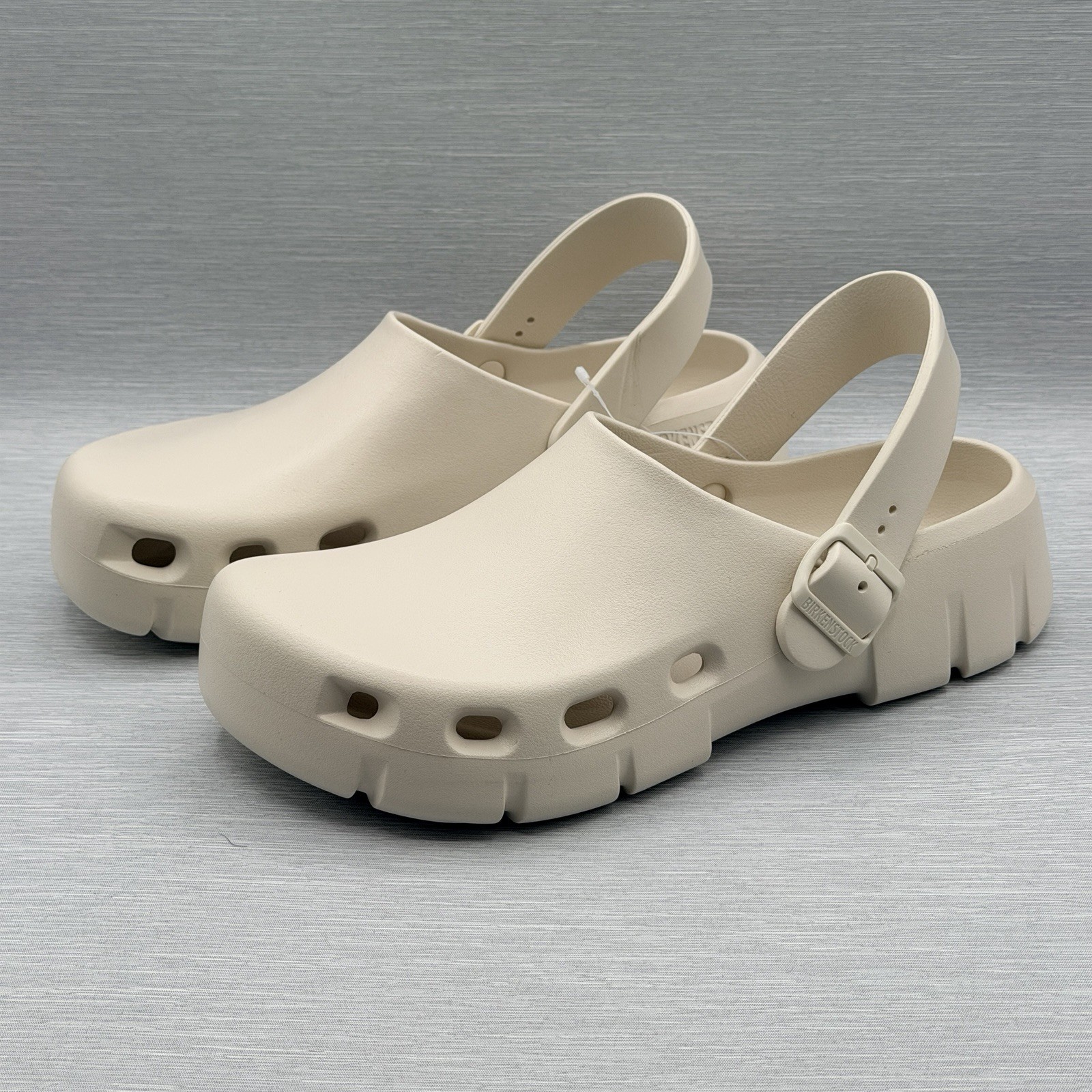 Birkenstock EUR 44 Biege Recovery Clogs Men’s 11 Birki Flow EVA Sports