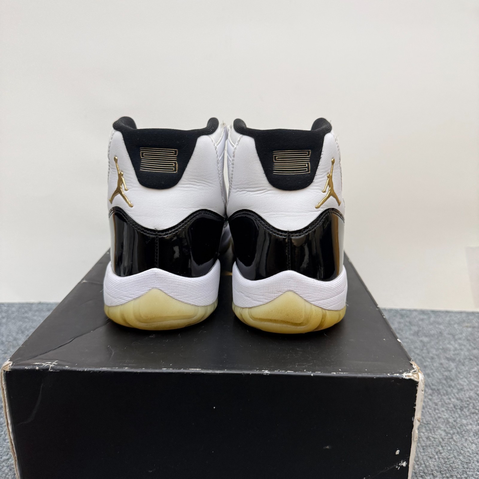 Jordan Air Jordan 11 Retro Gratitude Shoes CT8012 170 Men’s Size 9.5