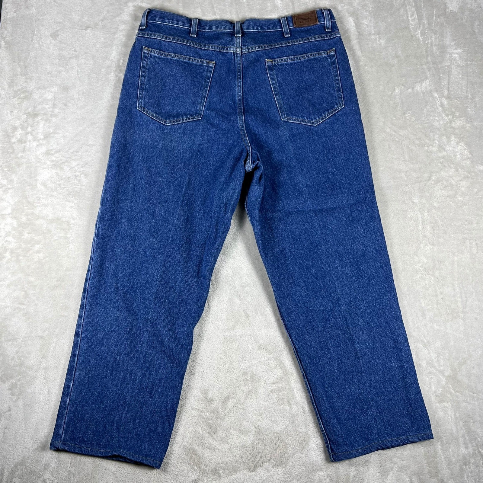 LL Bean Natural Fit Jeans Mens 38×27 Blue Denim Relaxed Straight Leg OK121