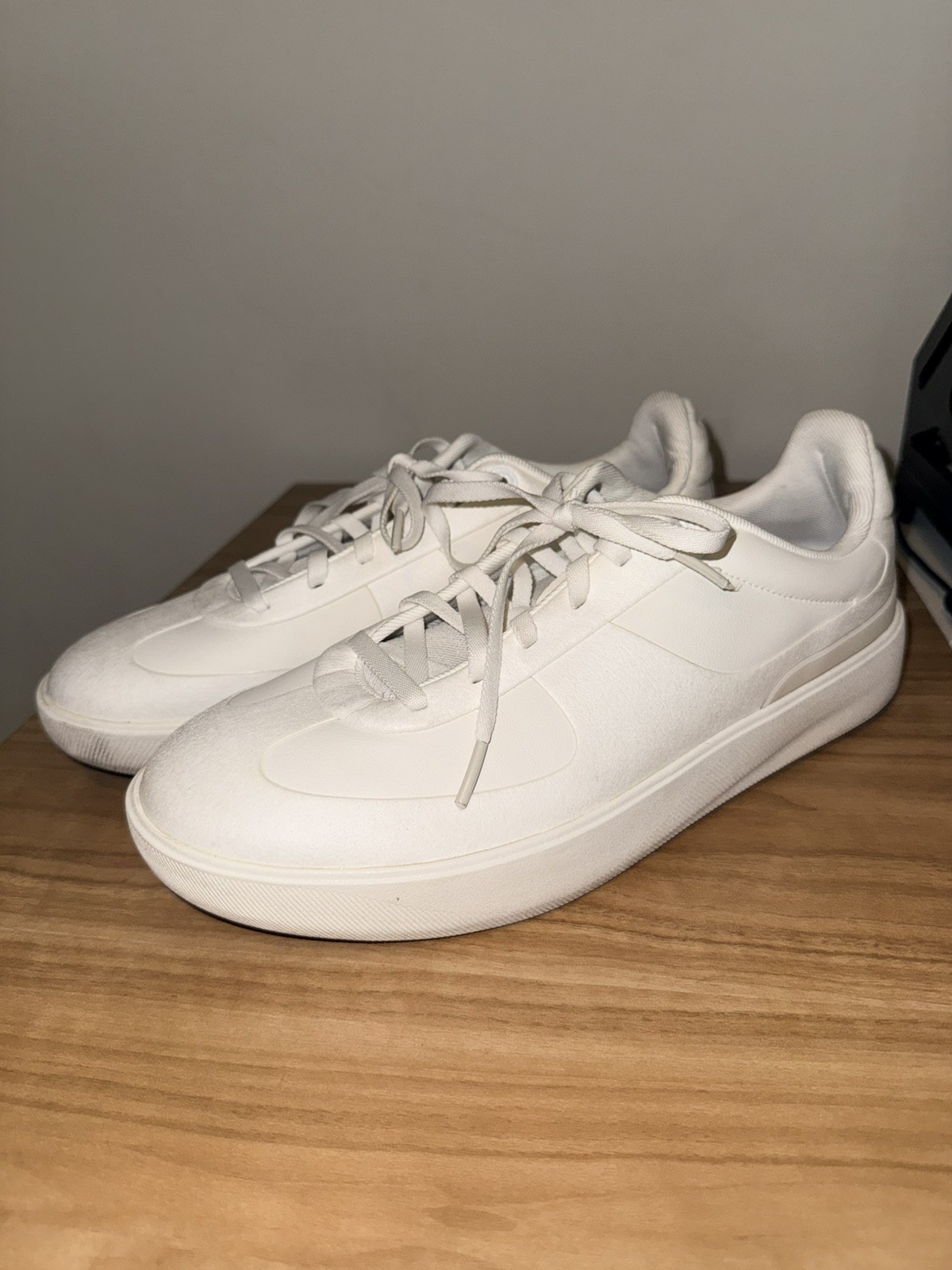 Lululemon Cityverse Sneaker Men’s Size 11.5 US GOOD CONDITION