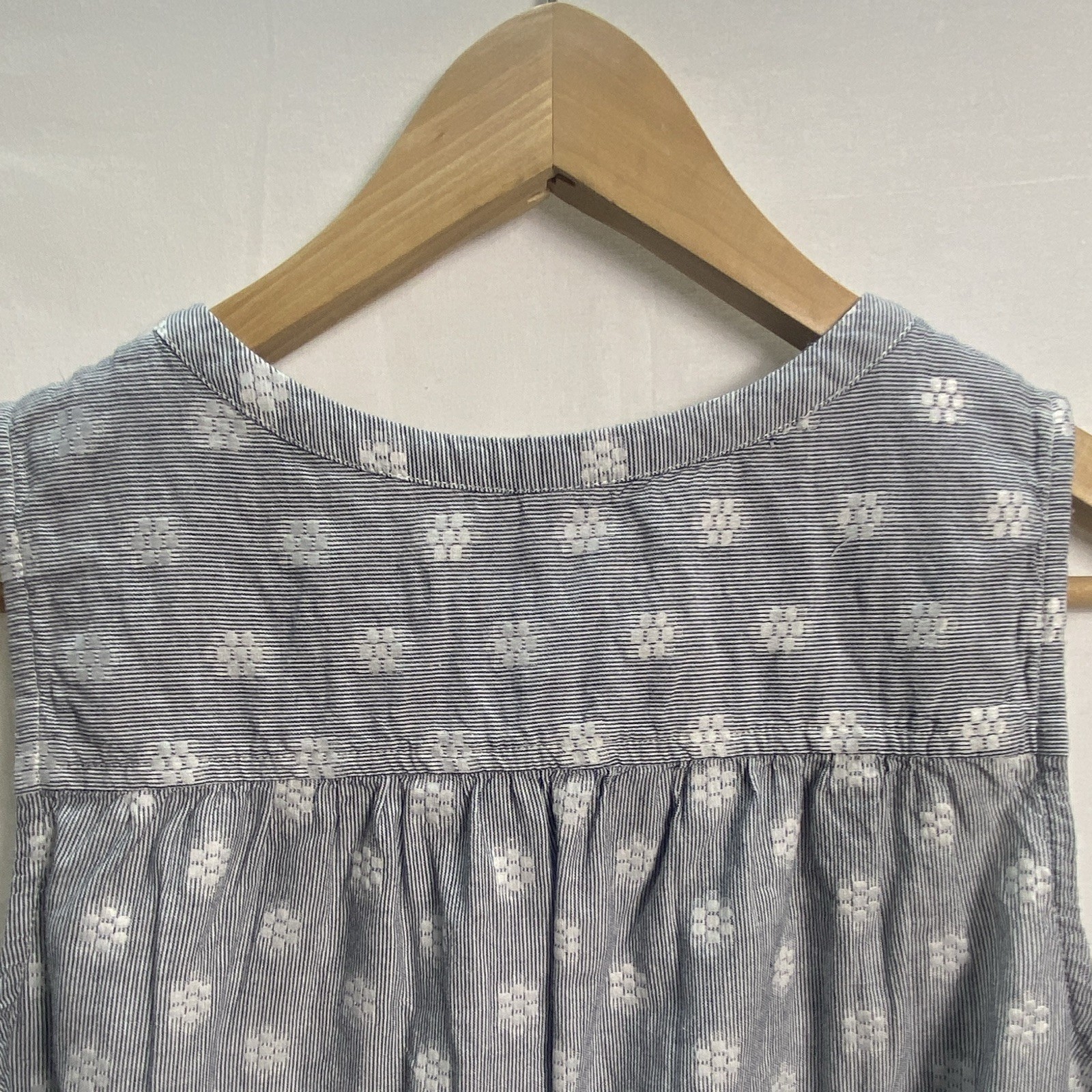 LOFT Women’s Blue White Floral Woven Cotton Pleated Button Front Blouse S