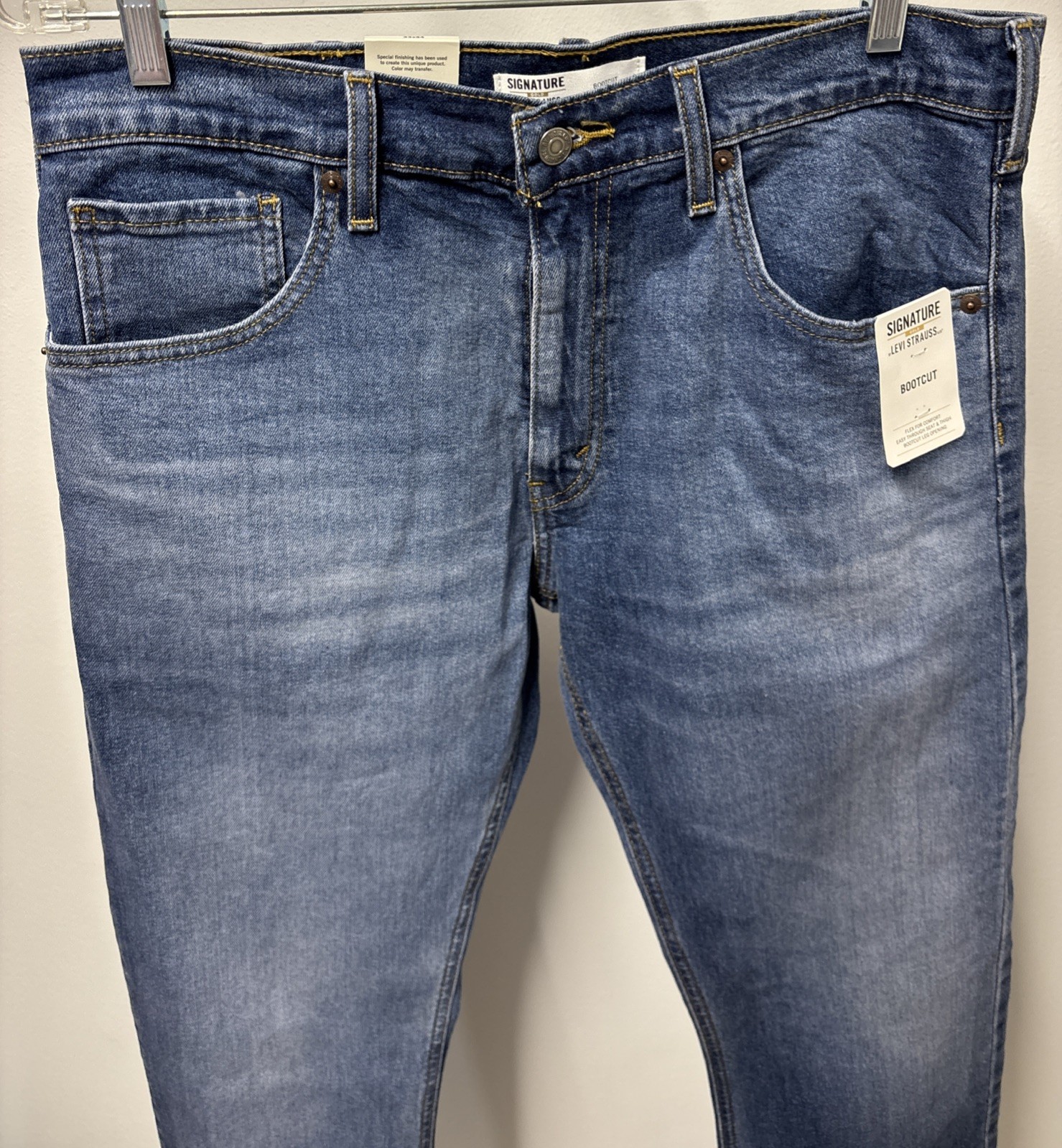 Levi’s Men’s Signature Flex Gold Bootcut Western Cowboy Classic Jeans-33×34