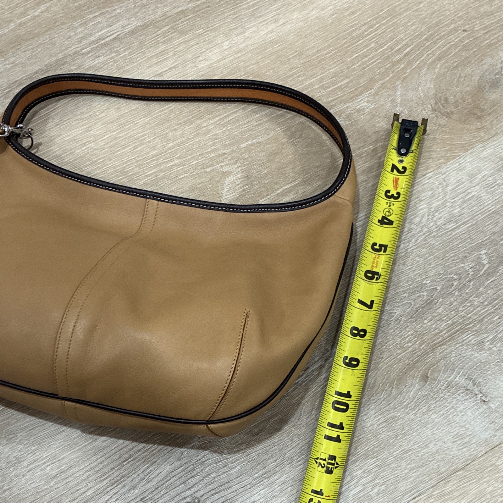 Vintage Coach 9293 Ergo One Shoulder Bag Women Tan Calf Skin Leather
