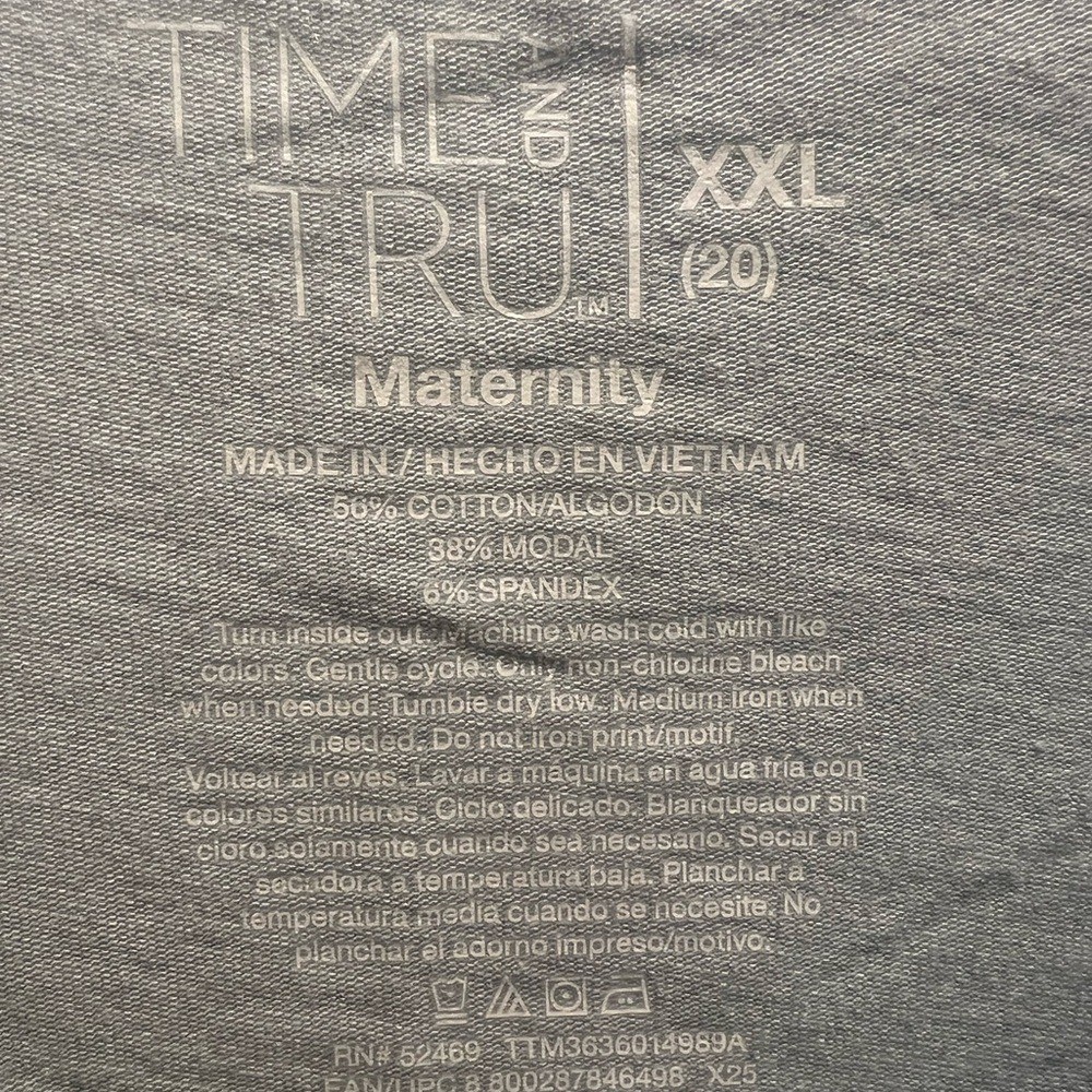 Time and Tru Women’s Maternity Graphic Tee with Short Sleeves