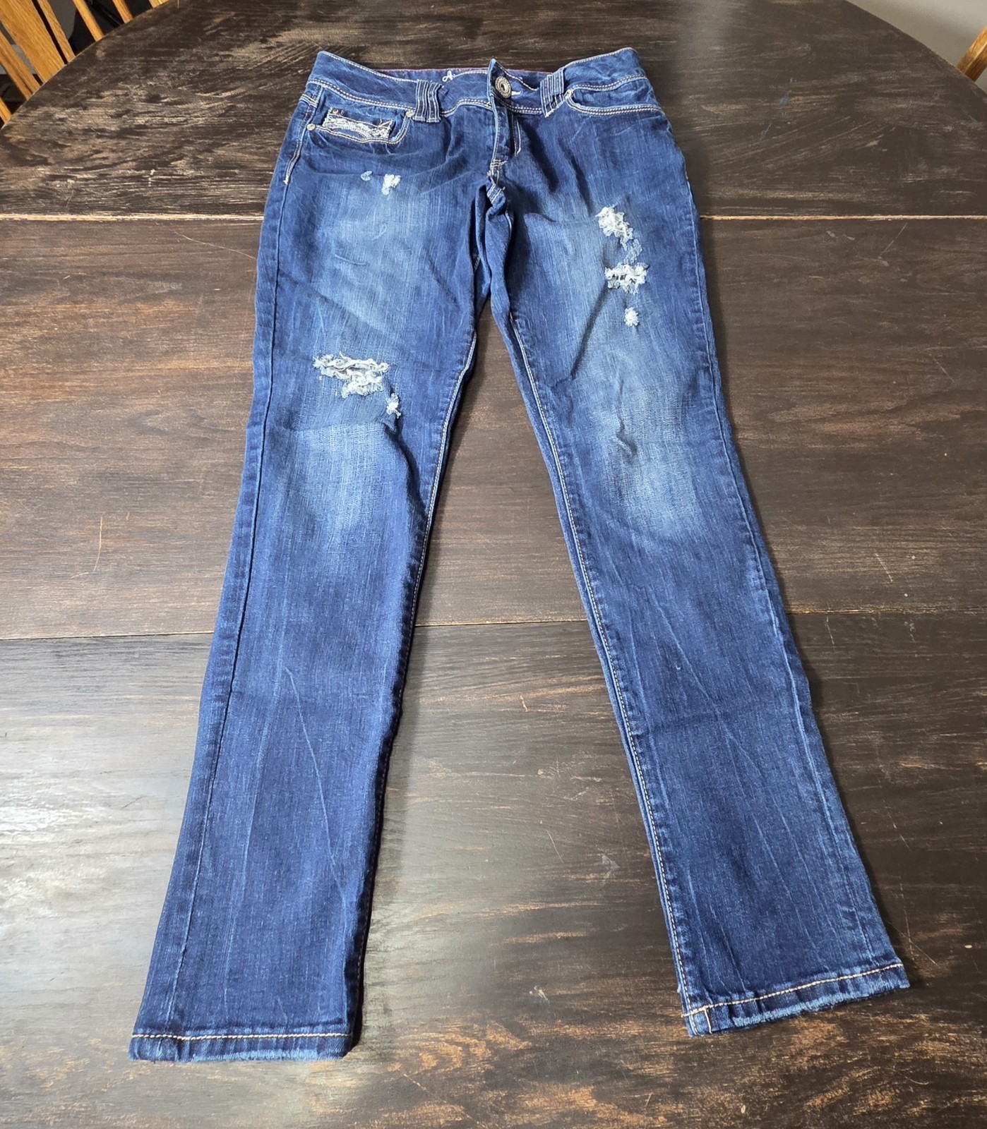 Amethyst Womens Distressed Jeans Size 9 Regular Dark Wash Embroidered