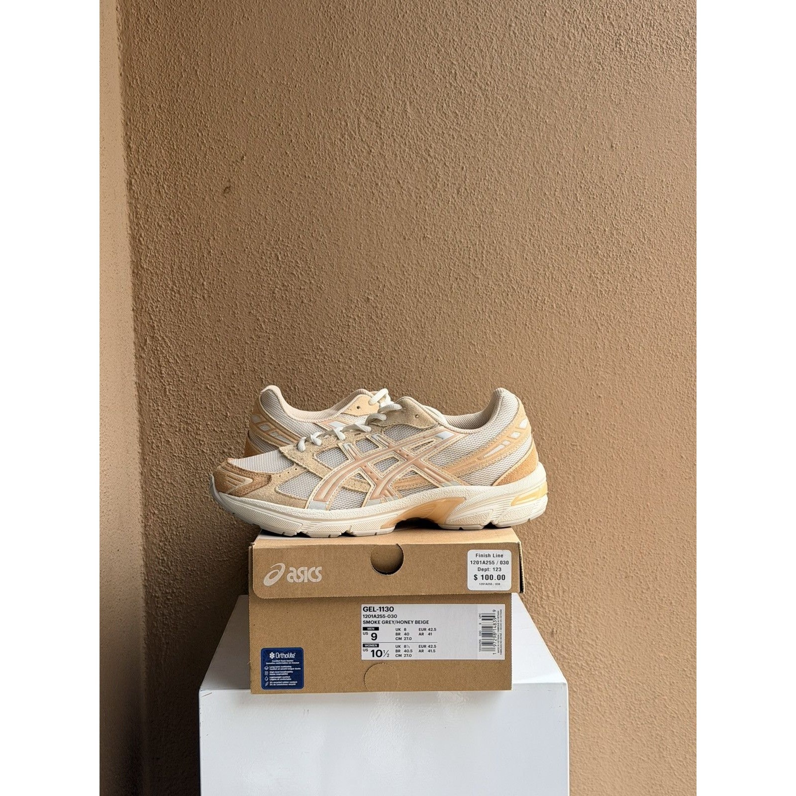 ASICS Gel-1130 Honey Beige Size 9 Smoke Grey Cream