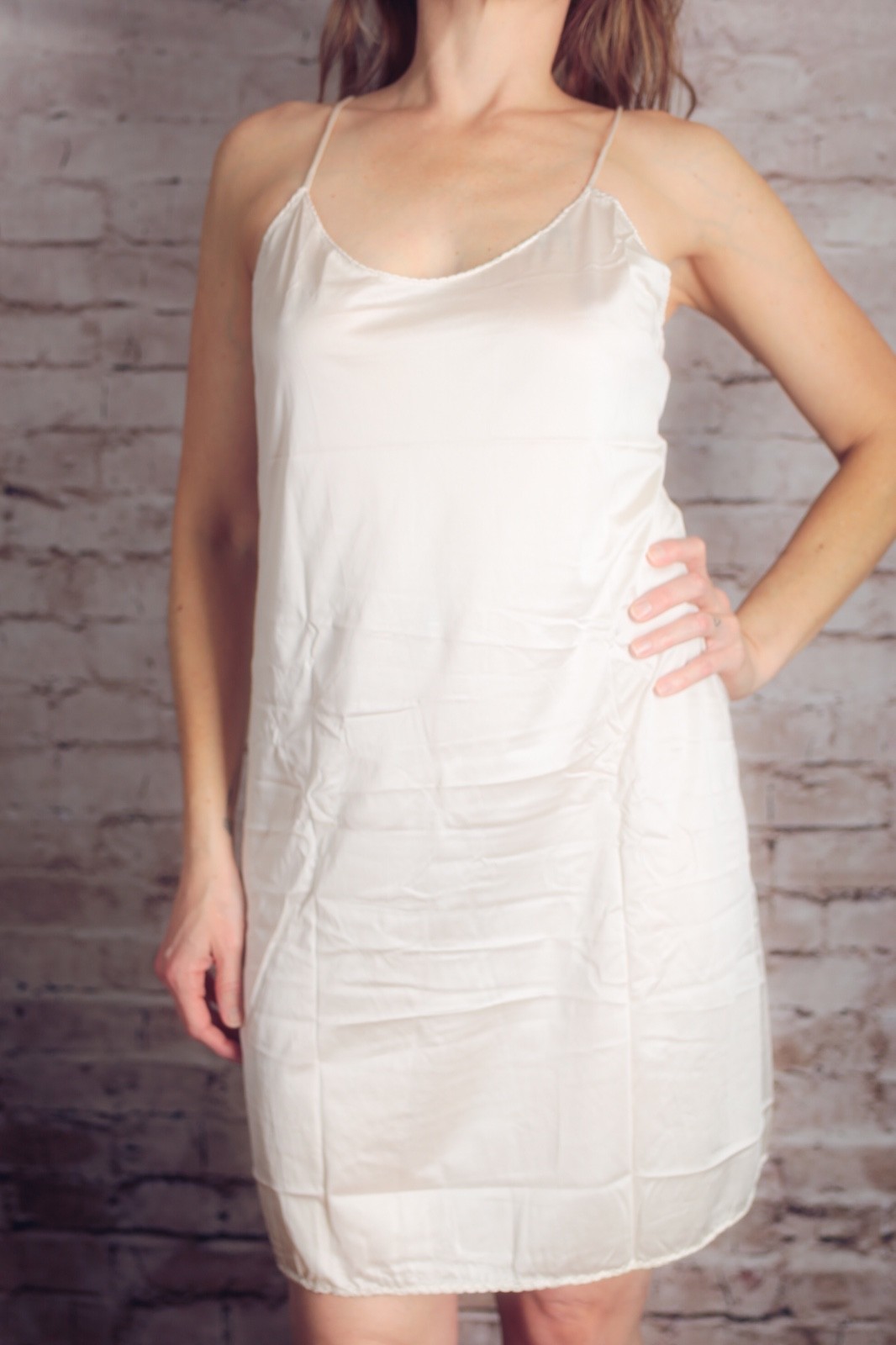 Vanity Fair Vintage 90s Glam Soft Silky Satin Full Slip Nightgown 36 Med Ivory