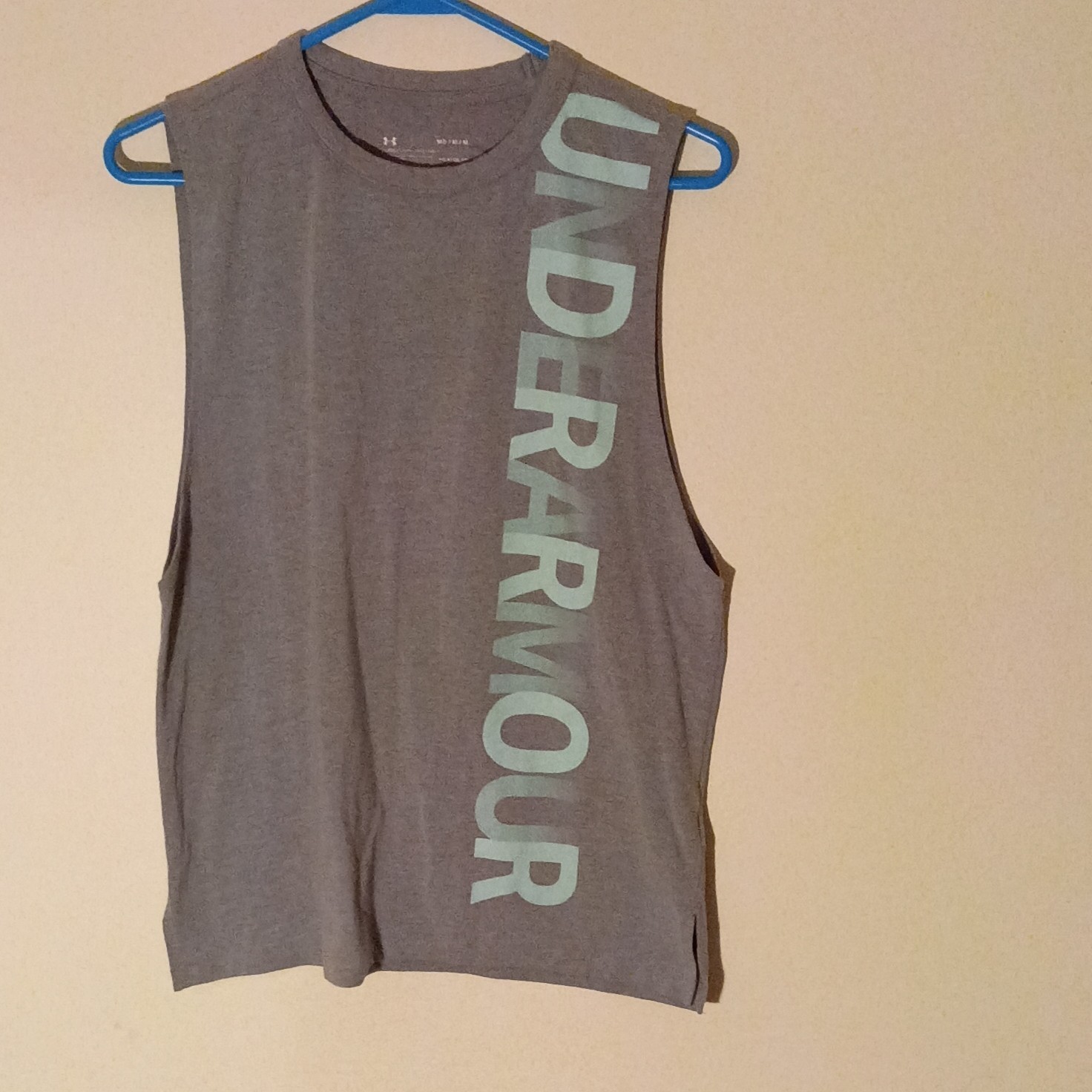 Under Armour HeatGear Men’s Tank Sleeveless Crew Neck Loose Lightweight Gray M