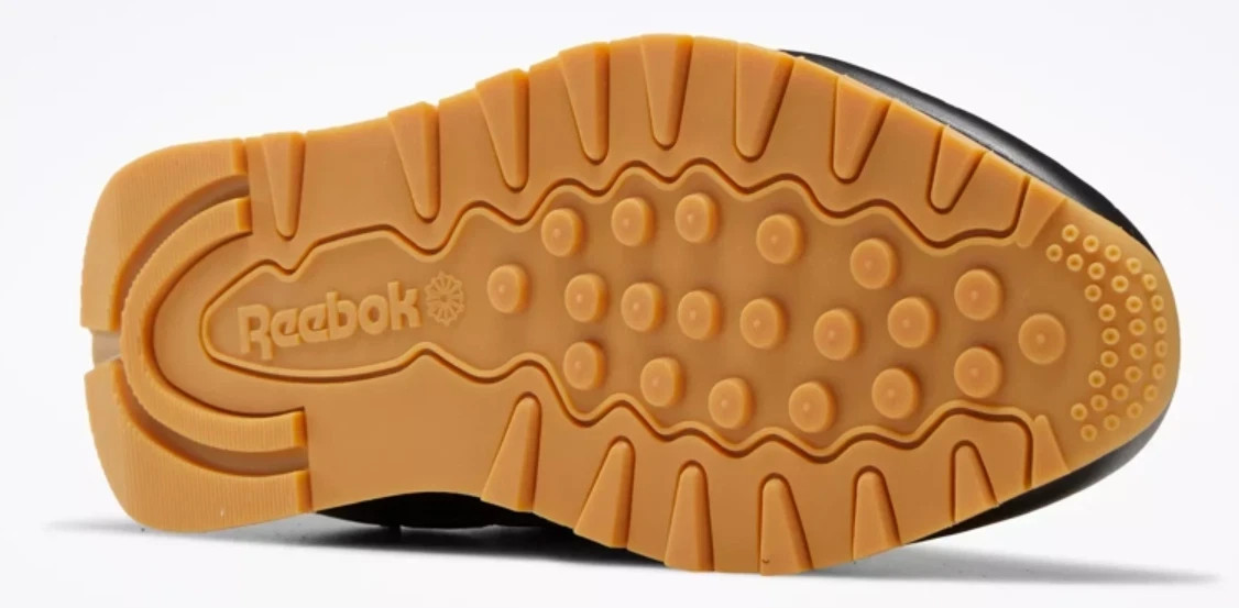 NWOB Reebok Classic Leather 100008493 BLK / GUM SZ 9
