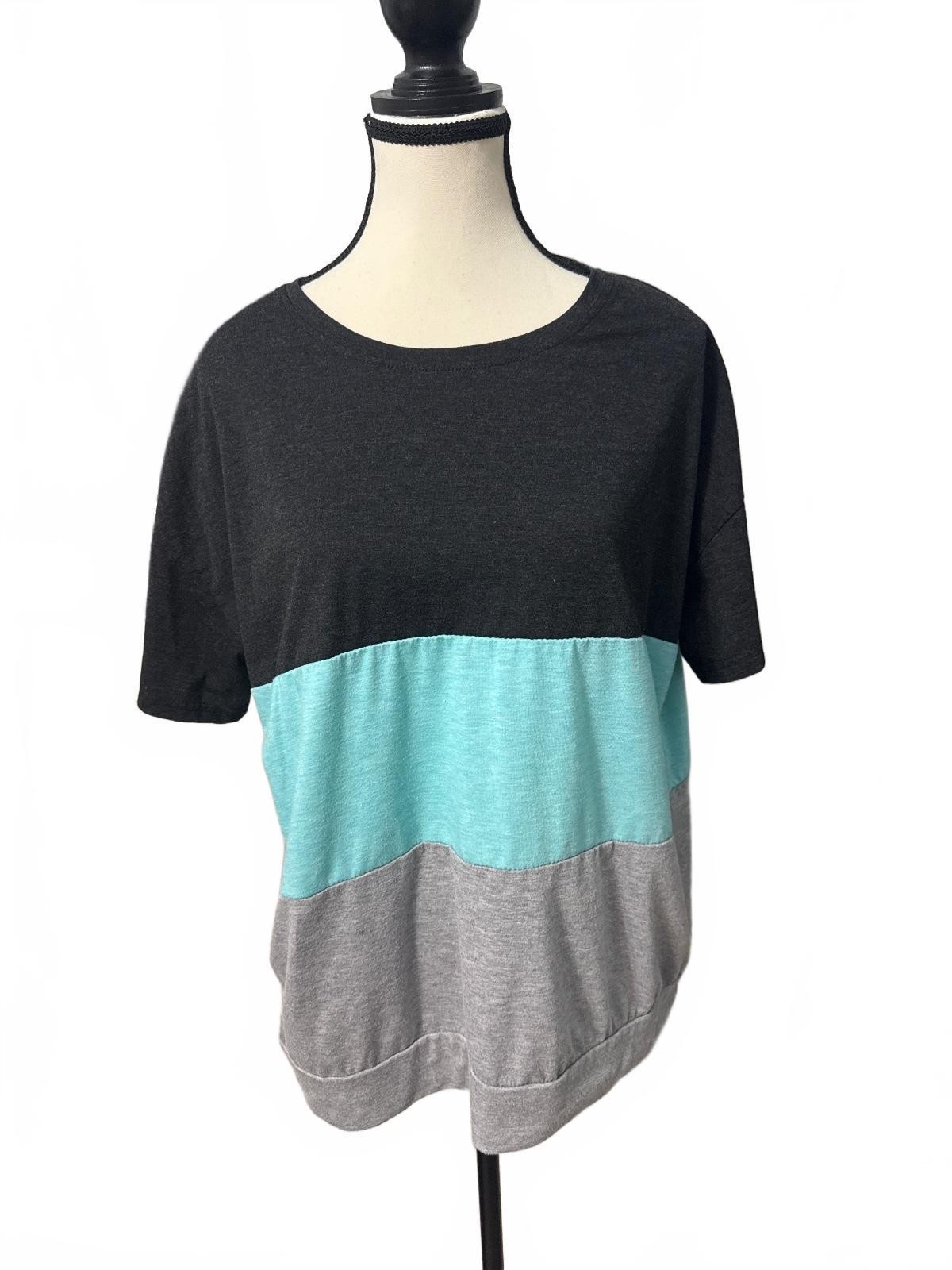 Modern Colorblock Short Sleeve Top Charcoal Teal Light Grey Crewneck Tee