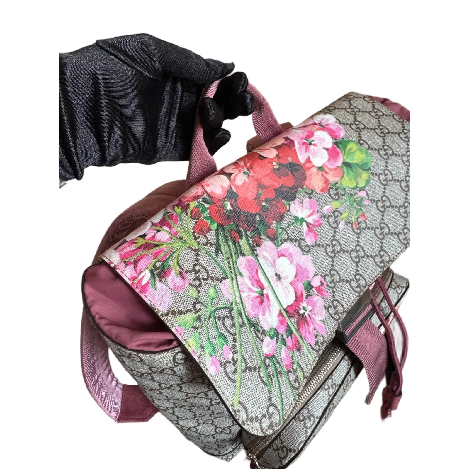 Gucci Flora Flap Backpack Beige Pink Green Red Gg Supreme Monogram (aa072426f5r)