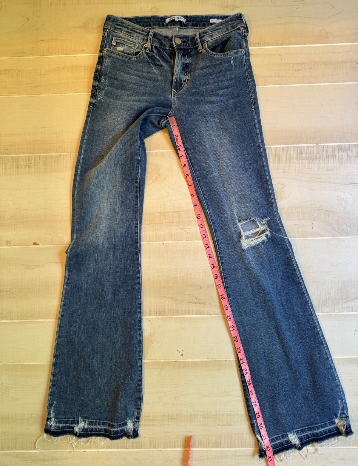 Dear John sloan bootcut distressed denim jeans SIZE 26 women’s 33″ inseam