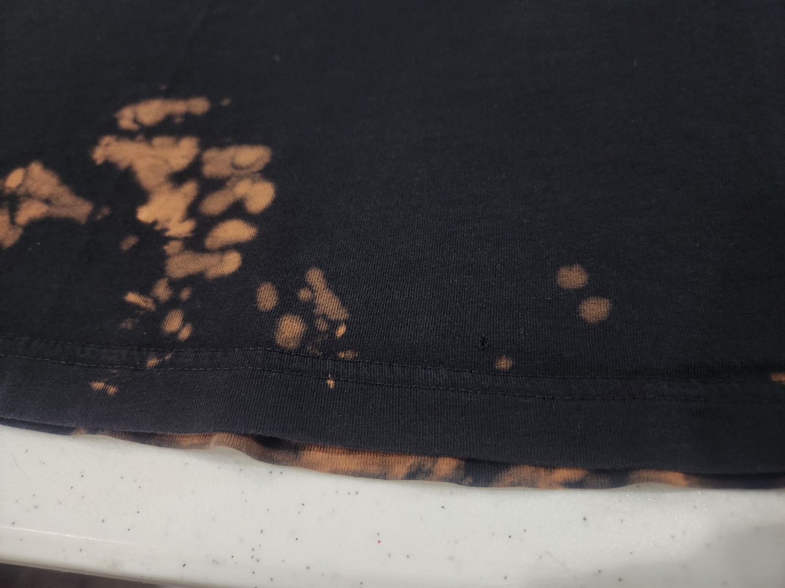 UT Uniqlo X BT21 Chimmy Park Jimin BTS Men’s Size L T-Shirt Bleach Tie Dye Used
