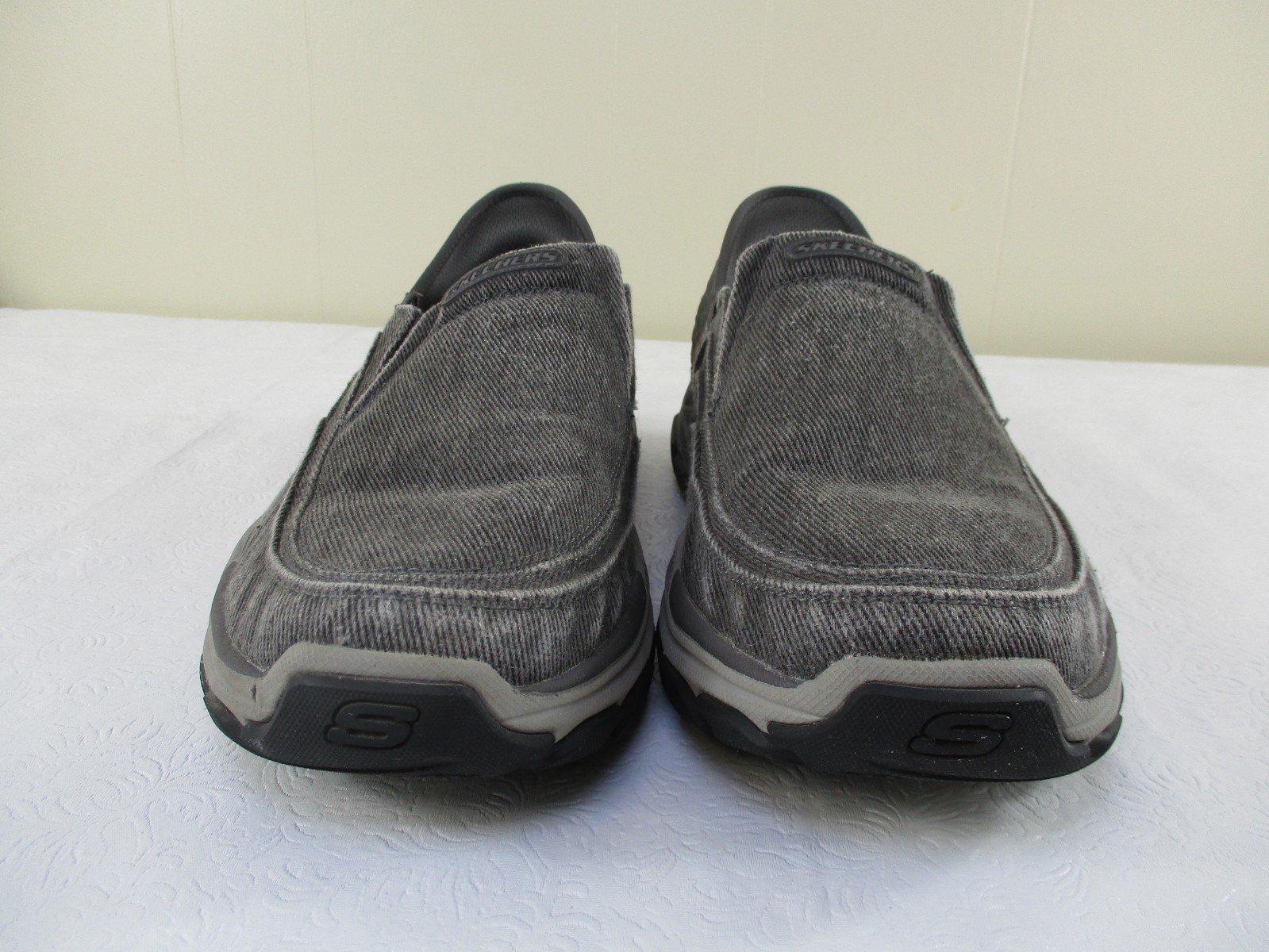 Skechers Slip-ins Men’s 12 Gray Canvas Shoes Respected Holmgren Extra Wide