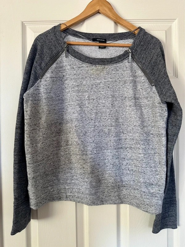 Women’s lightweight DKNY two tone grey sweater with zipper embelishments