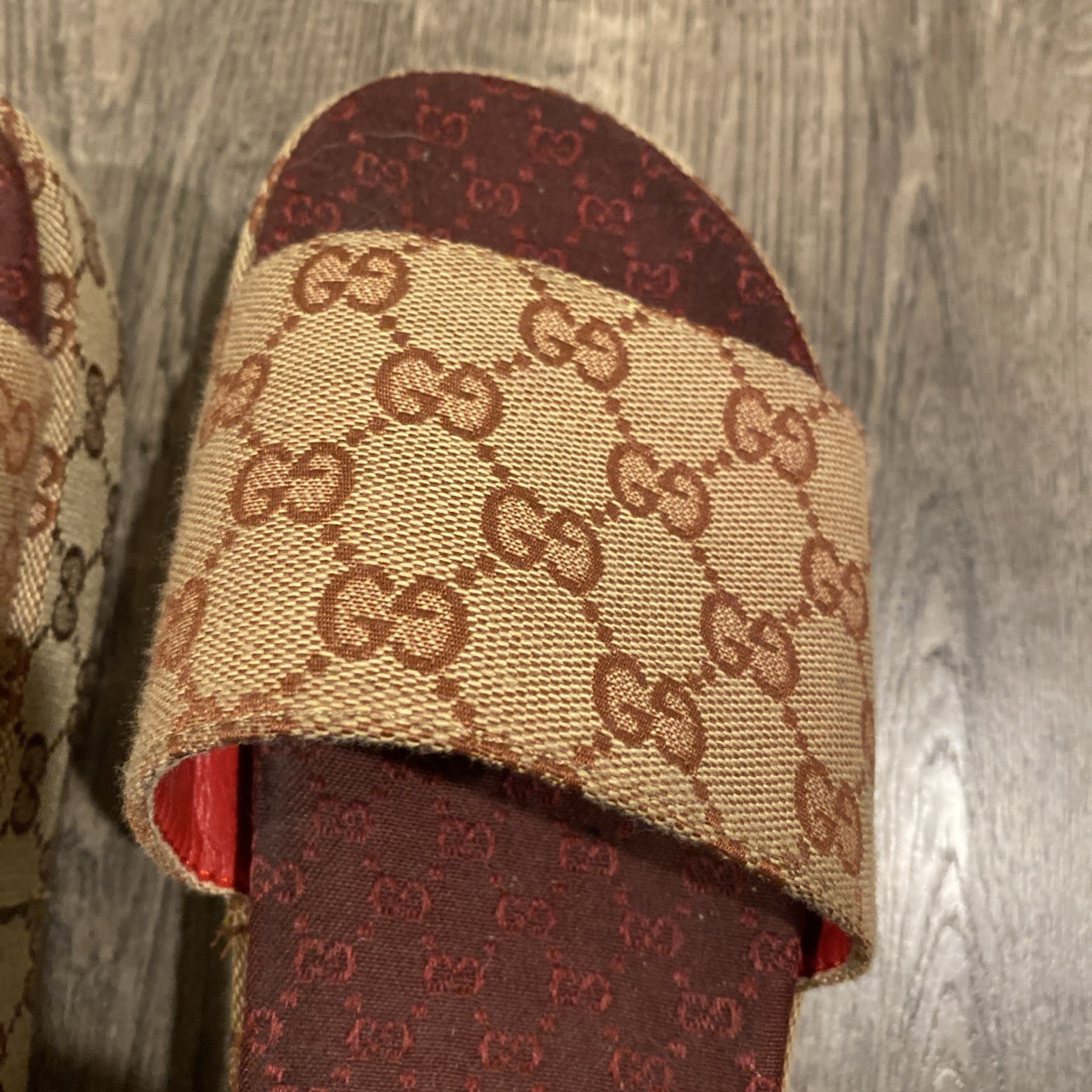 Sz 8 Gucci Angelina GG Supreme Platform Slide Sandals 573018