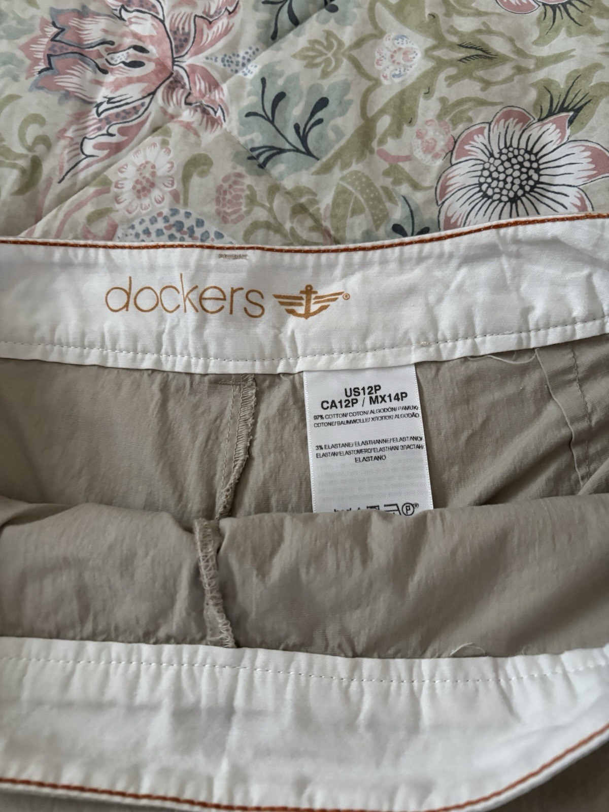 Womens Skorts (4). White, turquoise, tan and yellow. Size 12.