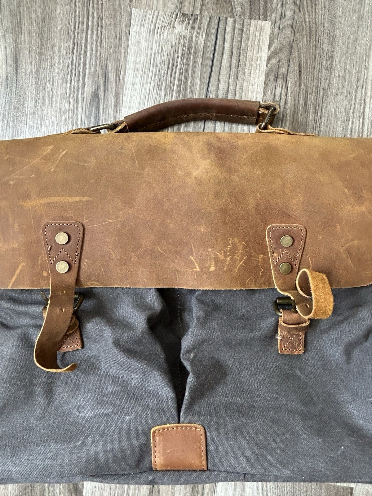 Unisex Laptop Briefcase 15.6″ Messenger Bag Dark Academia Old Money Satchel