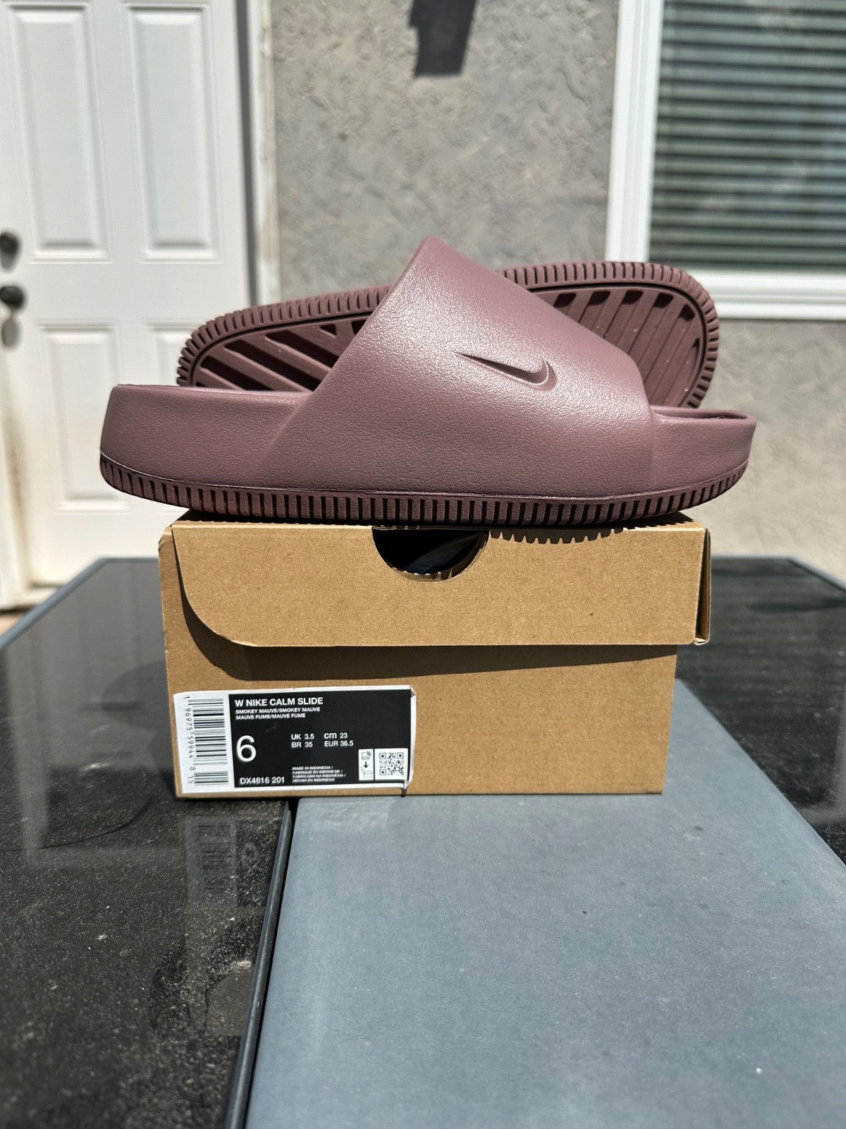 **Brand New** Nike Womens Calm Slide – size 6 – Smokey Mauve
