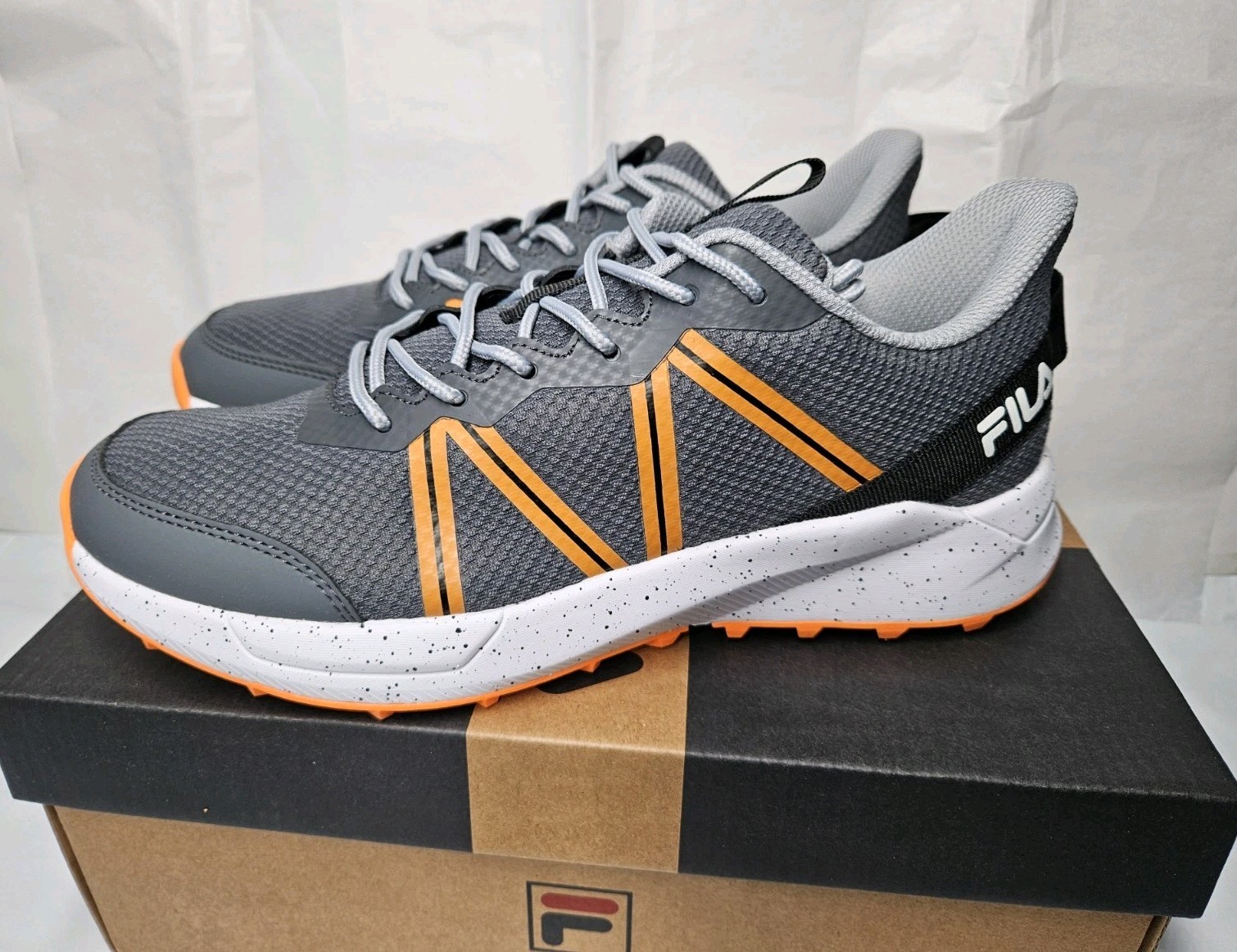 Fila Apex Ascent Grey orange Athletic Running Sneakers Shoes sz 8.5 Men’s