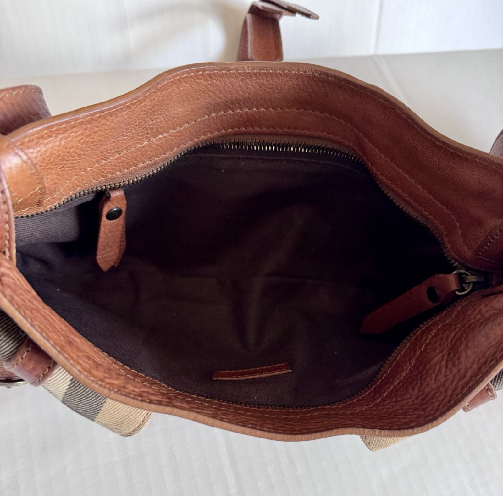 Burberry Nova Check Shoulder Bag Buckle Accent Logo Pre-Owned