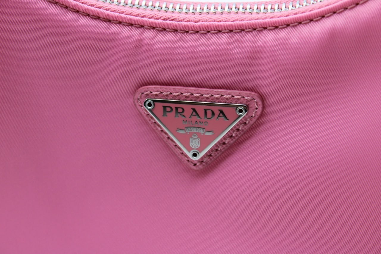 Prada Re-Edition 2005 Cloth Handbag RARE Excellent Condition