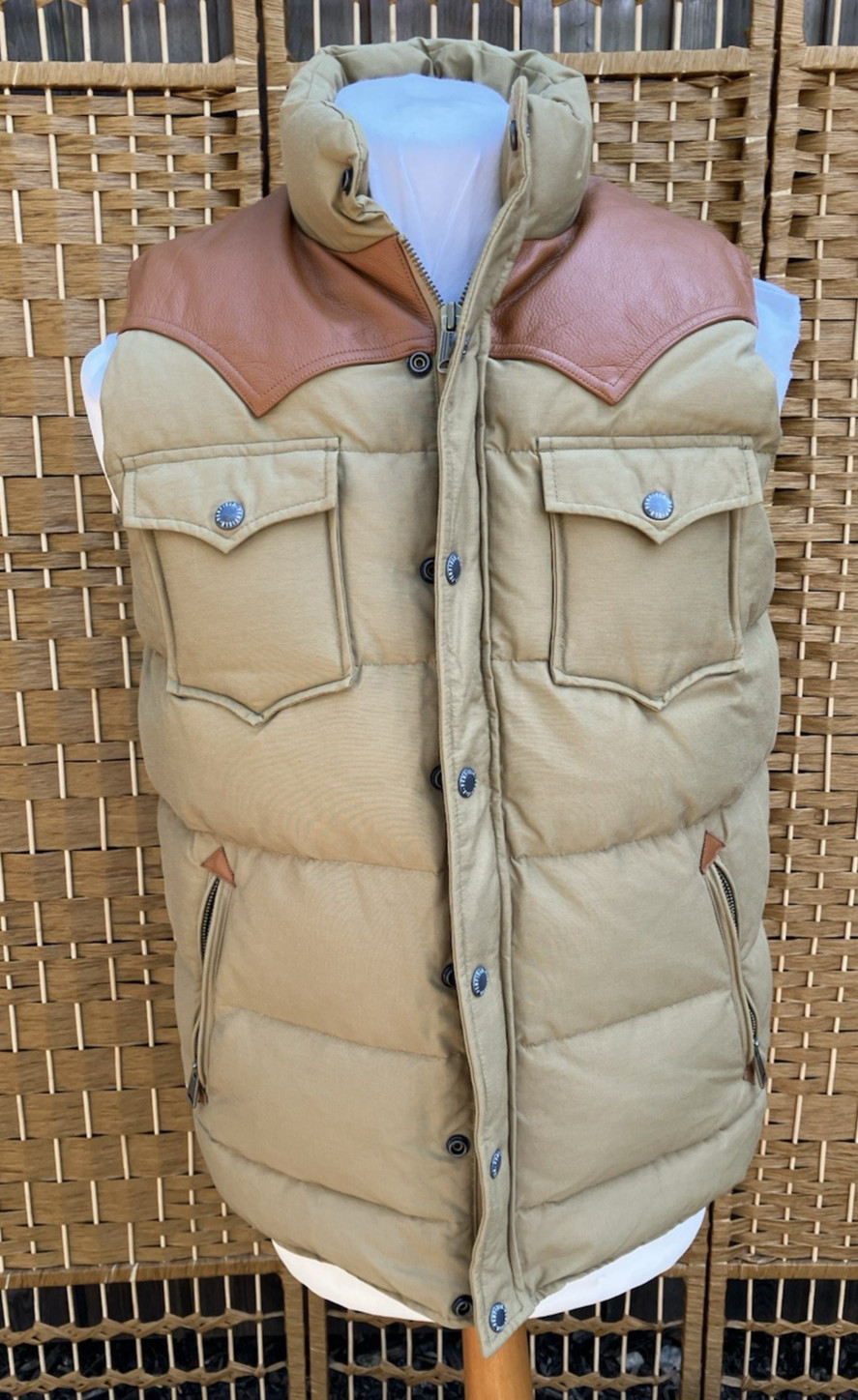 Penfield Size Medium Down Feather Filled Gilet Beige Tan Charity Sale