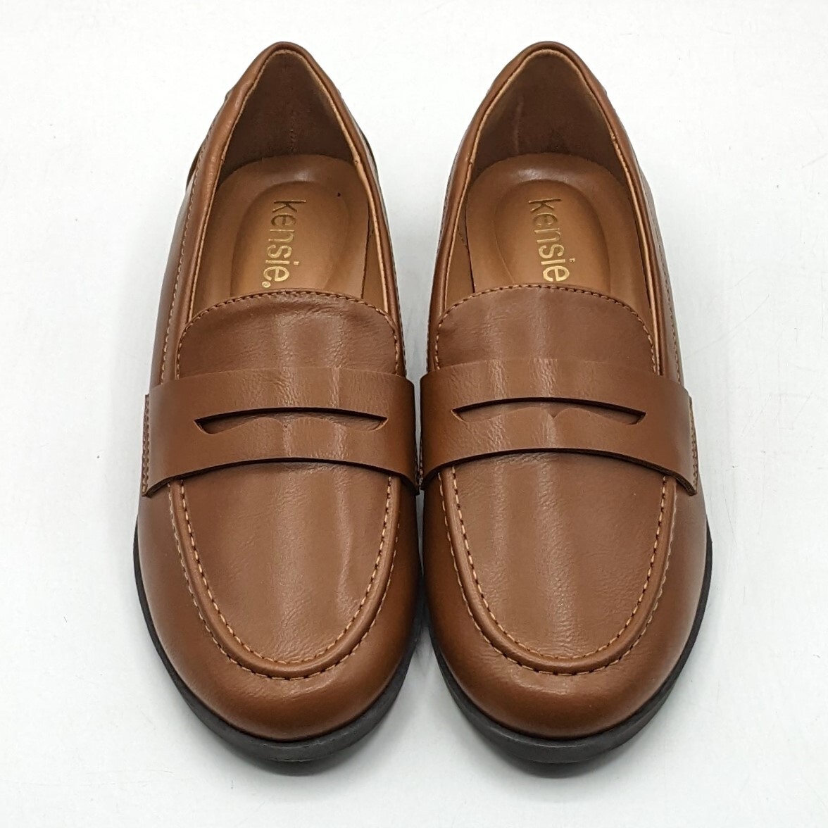 Kensie “Gitty” Women’s Slip-On Penny Loafer w/Padded Footbed (Cognac) – NEW