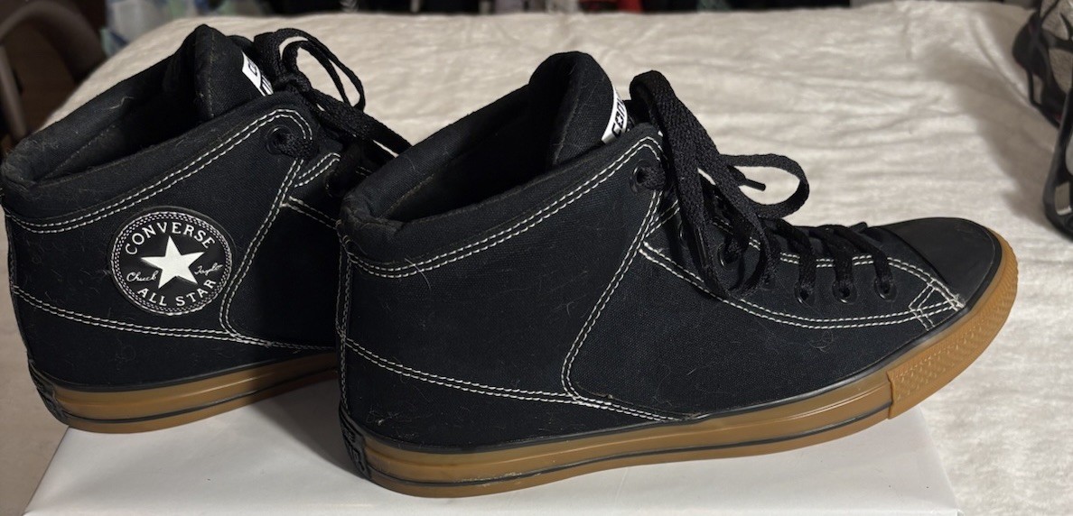 Converse All-Star Men’s Black Ankle Boot Size 10 With Neutral Rubber Sole.