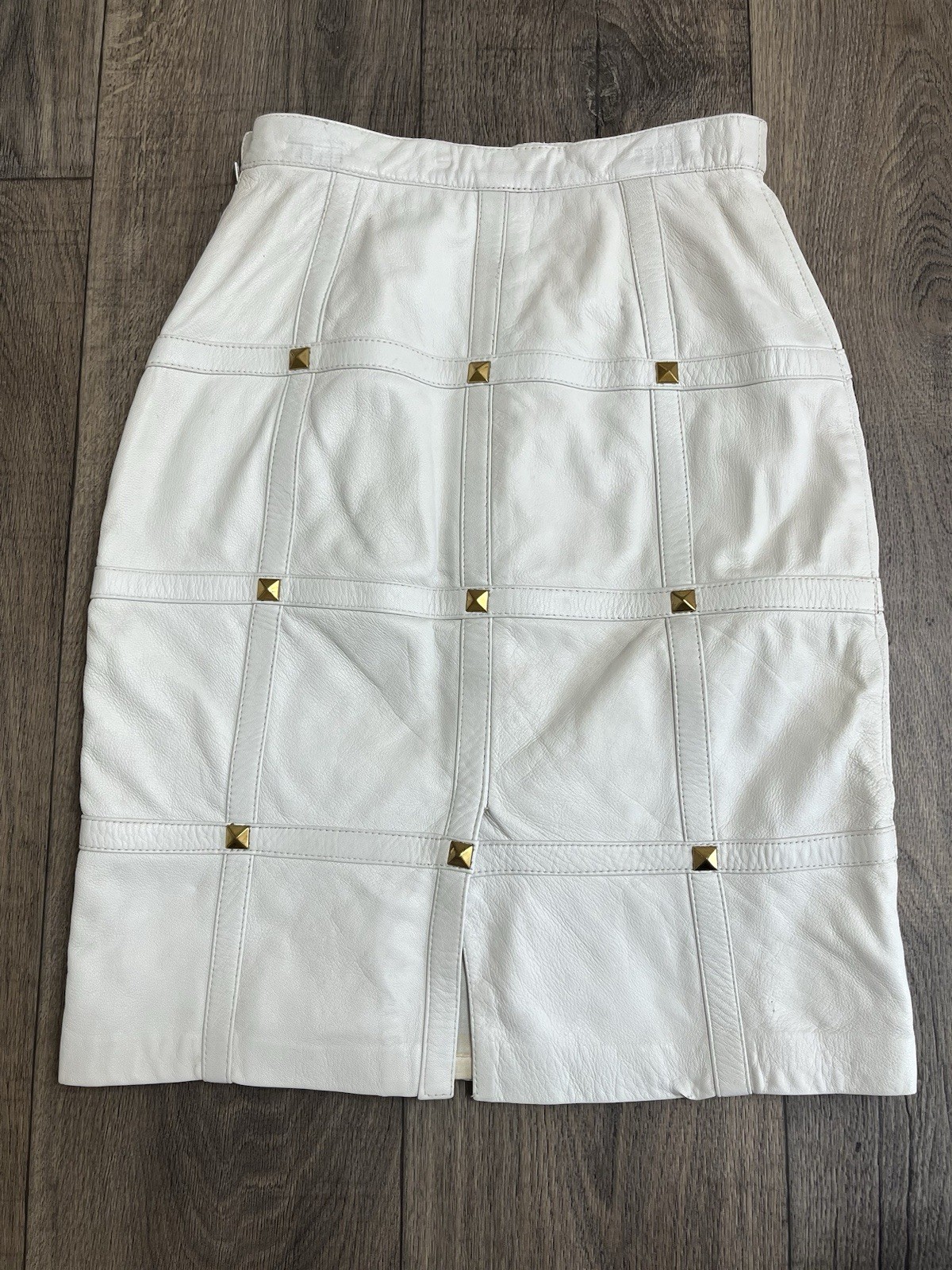Vintage Margaret Godfrey White Leather Skirt W/ Gold Studs Size 4 Lined Side Zip