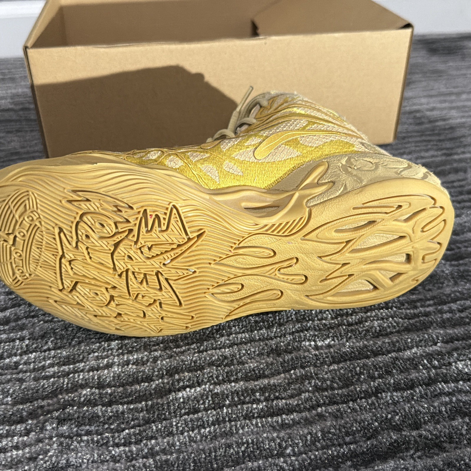 LaMelo Ball PUMA MB.04 Golden Child Basketball Shoes Mens Size 5.5 Gold-Matte