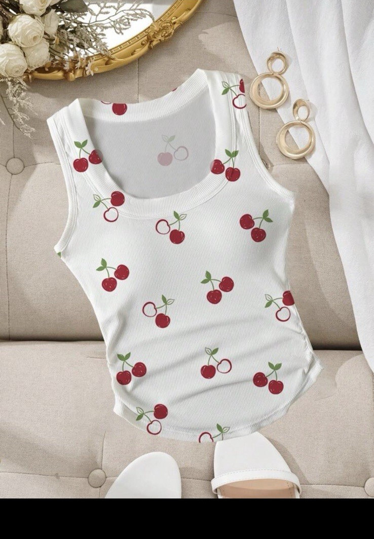 Women’s M White Knit Cherry Print Scoop Neck Sleeveless Tank Top