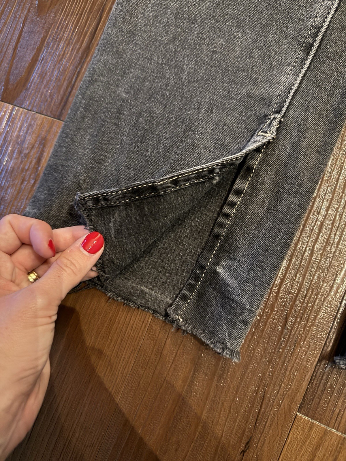DL1961 Women’s High Rise Straight Leg Dark Gray Denim Jeans, 5-Pocket
