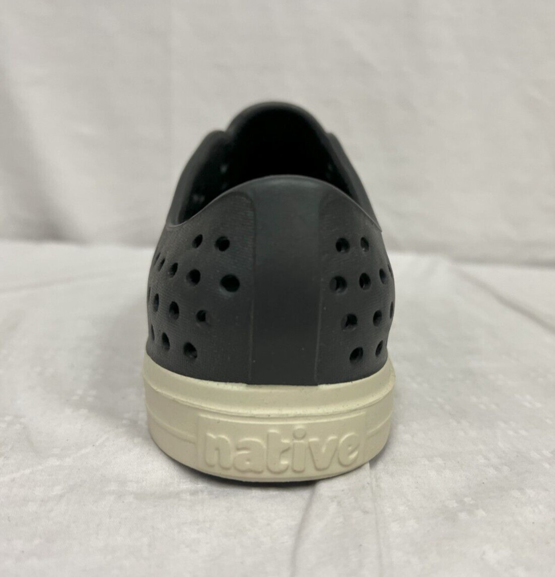 Native Adults Jefferson Slip On Sneaker/Water Shoe Jiffy Black Men 5/Women 7 New