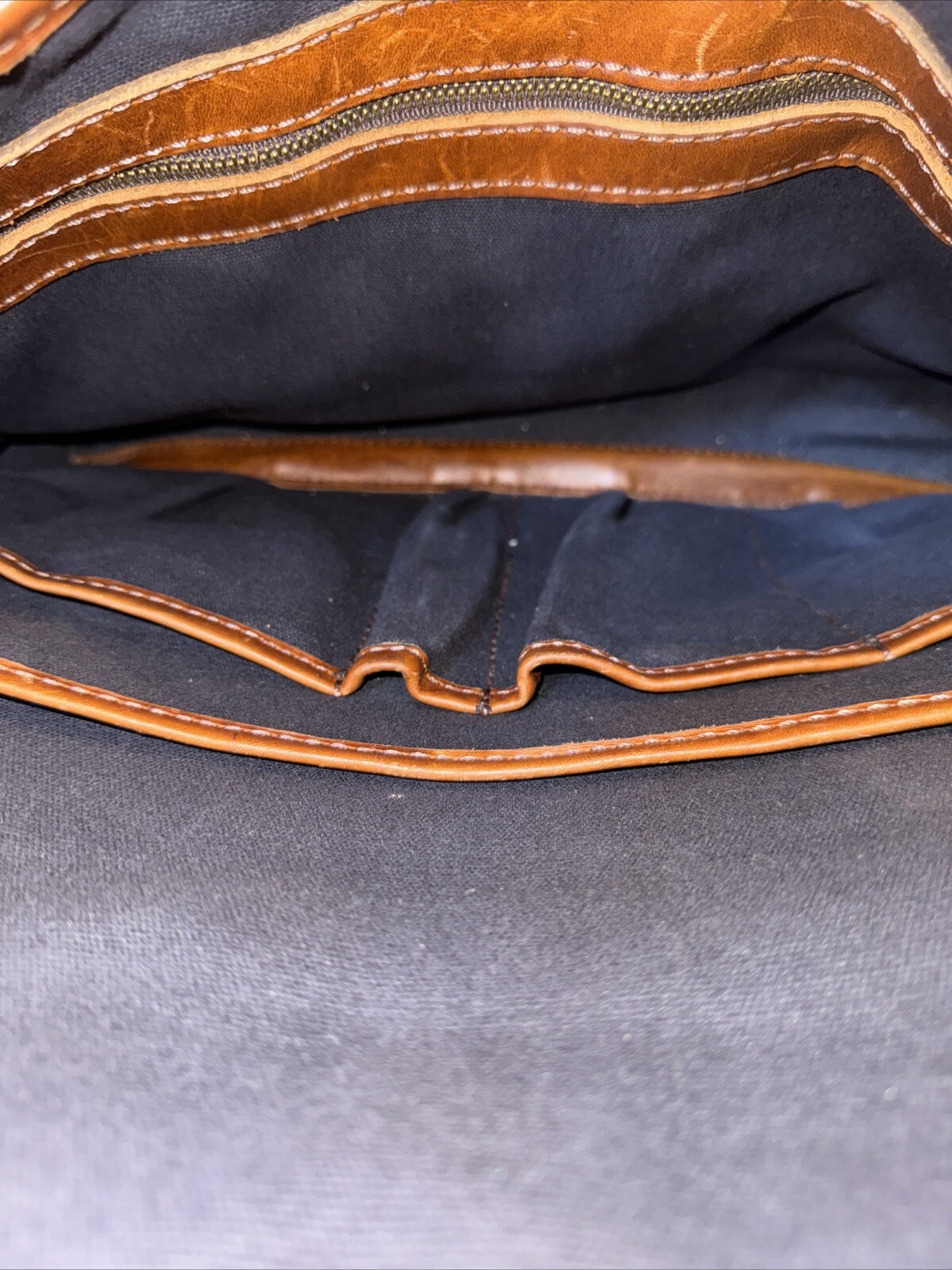 Heimies Made Leather And Tweed Messenger Bag EUC